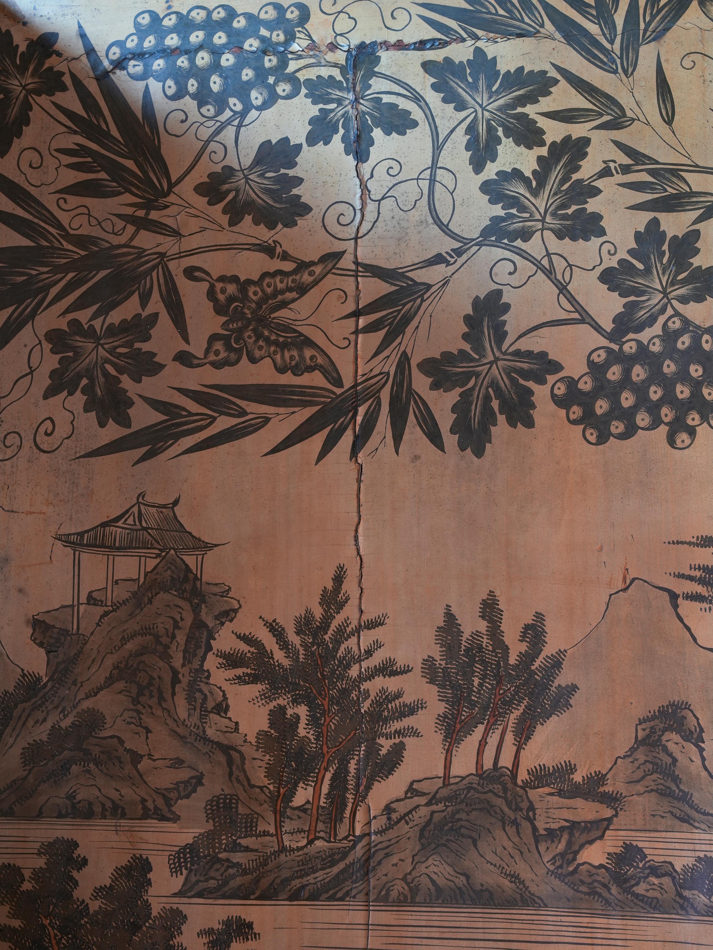 Early 19th Century Chinese Export Eight-Fold Lacquer Screen For Sale 10