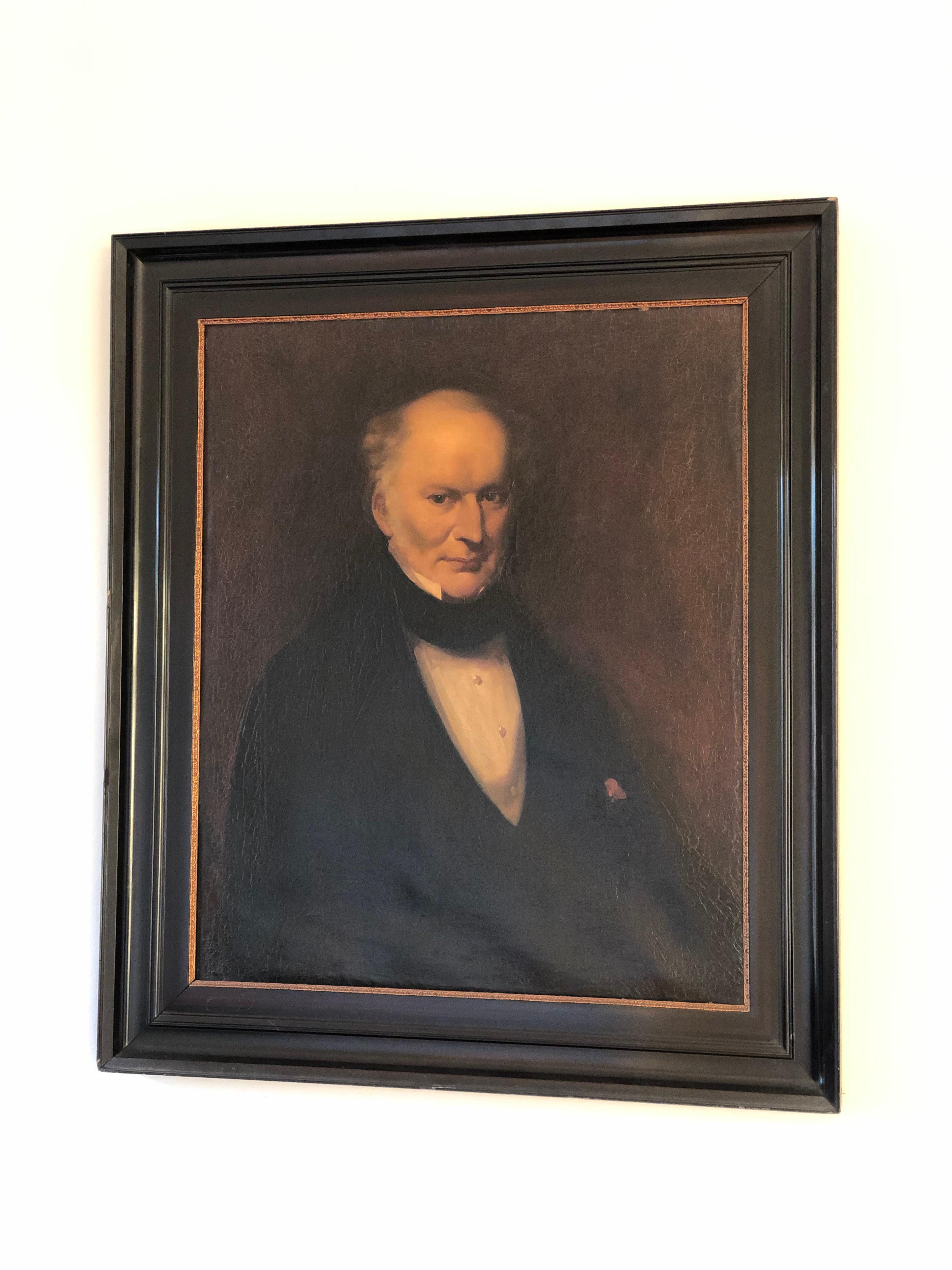 This painting, depicting Wynandus Johannes de Buck is a true eye-catcher. De Buck (born July 28, 1790 - died September 12, 1857) is a distinguished Dutch gentleman. 
The Buck is wearing a white shirt with high stiff collars and silver buttons,