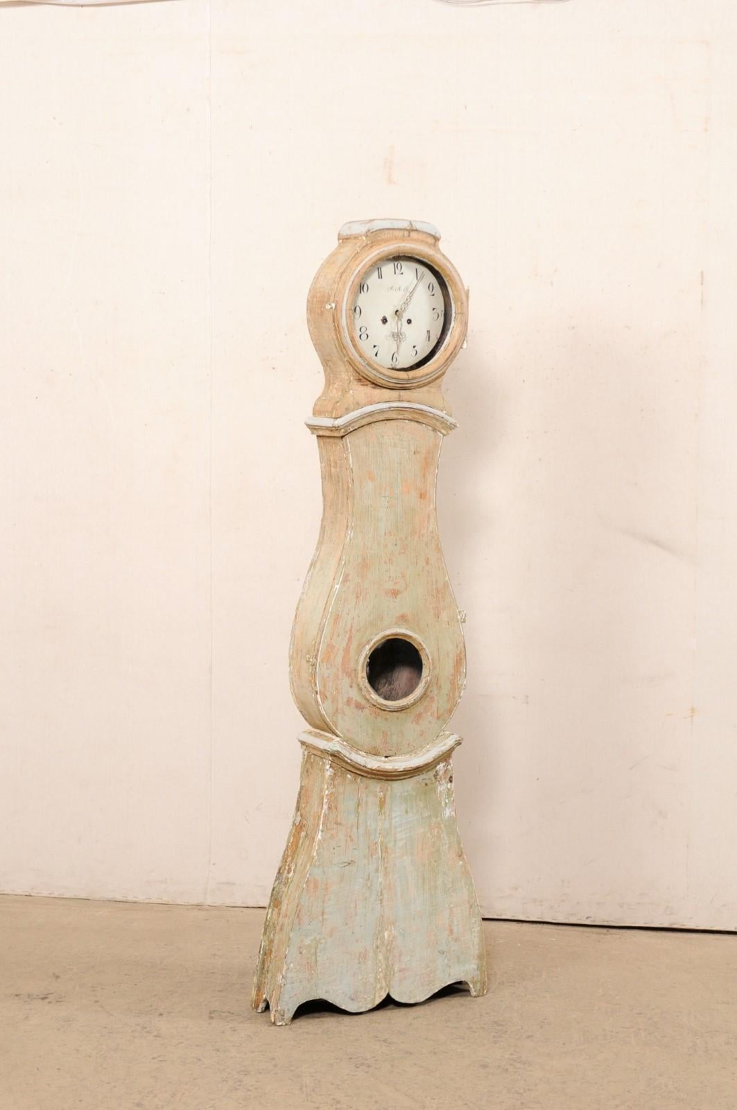 Early 19th Century Floor Clock W/Original Metal Face & Hands, Sweden In Good Condition For Sale In Atlanta, GA