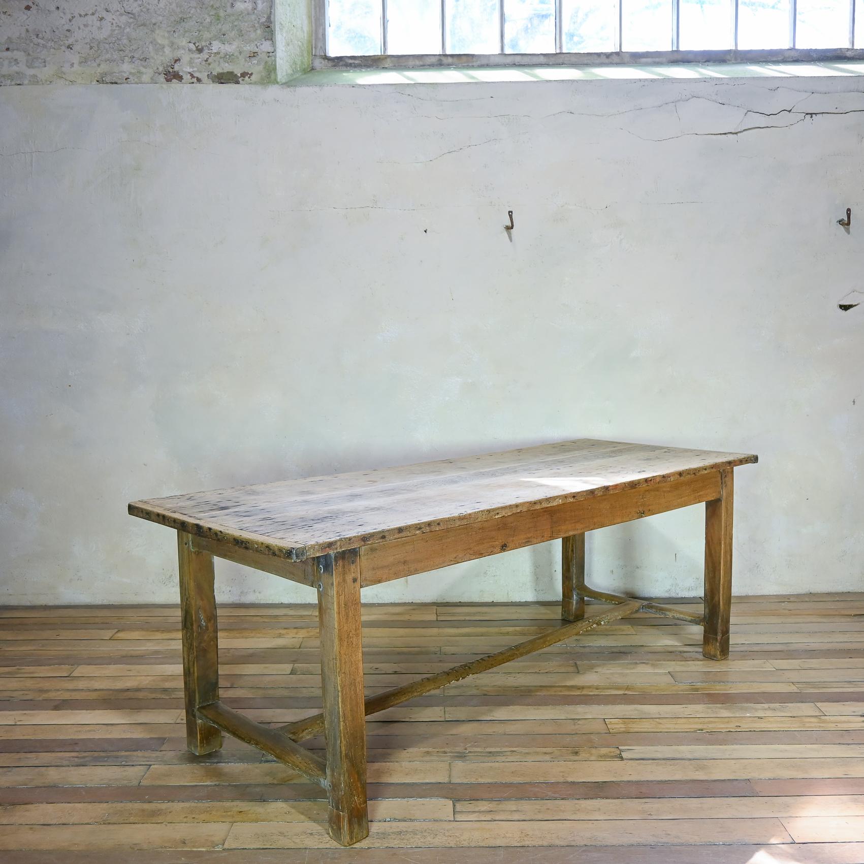 Early 19th Century French Sycamore & Oak Refectory Farmhouse Table For Sale 10