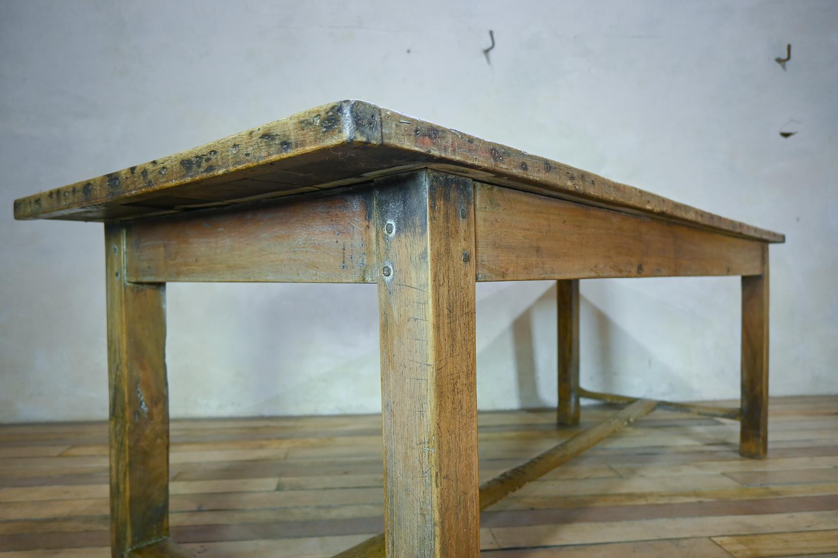 Early 19th Century French Sycamore & Oak Refectory Farmhouse Table For Sale 12