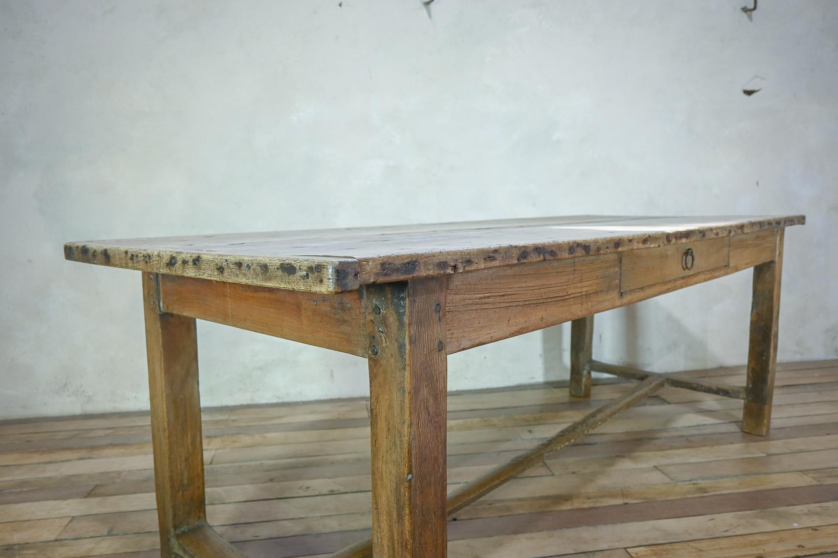 Early 19th Century French Sycamore & Oak Refectory Farmhouse Table In Good Condition For Sale In Basingstoke, Hampshire