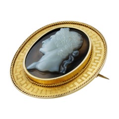 An Early 19th Century Hardstone Cameo Brooch Of An Emperor