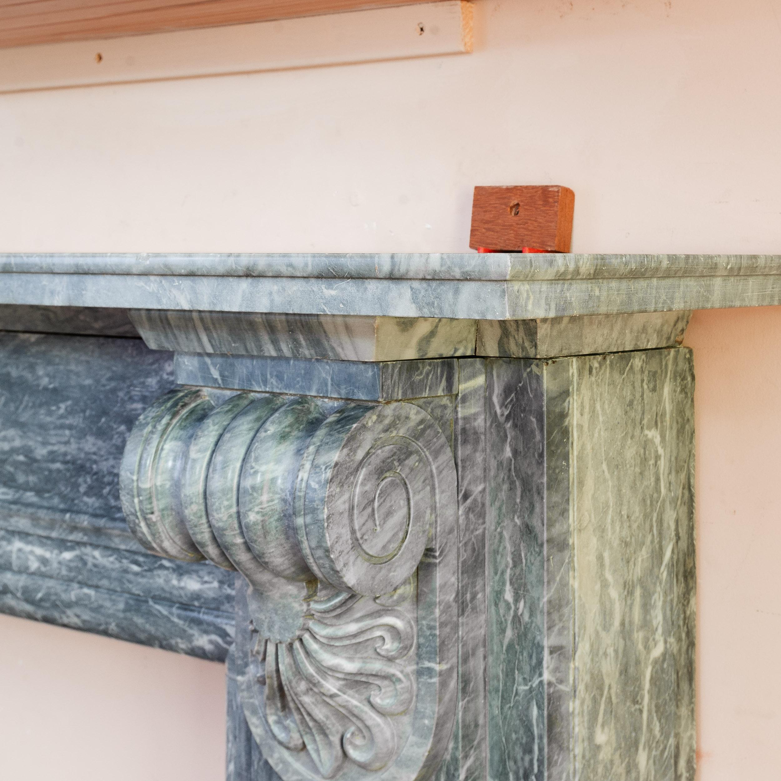 An Early 19th Century Neo-Grecian Bardiglio Marble Fireplace For Sale 4