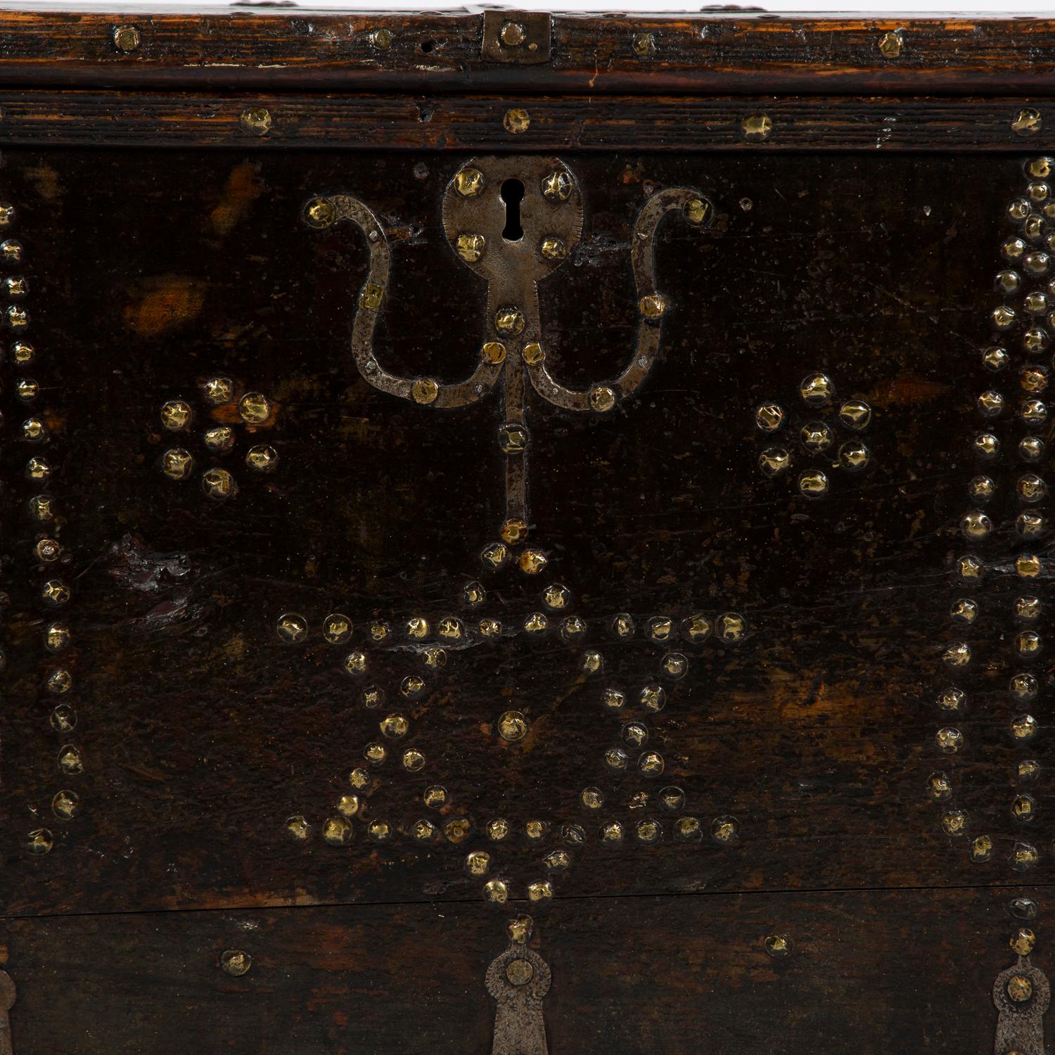 Early 19th Century Northern European Painted Chest 8