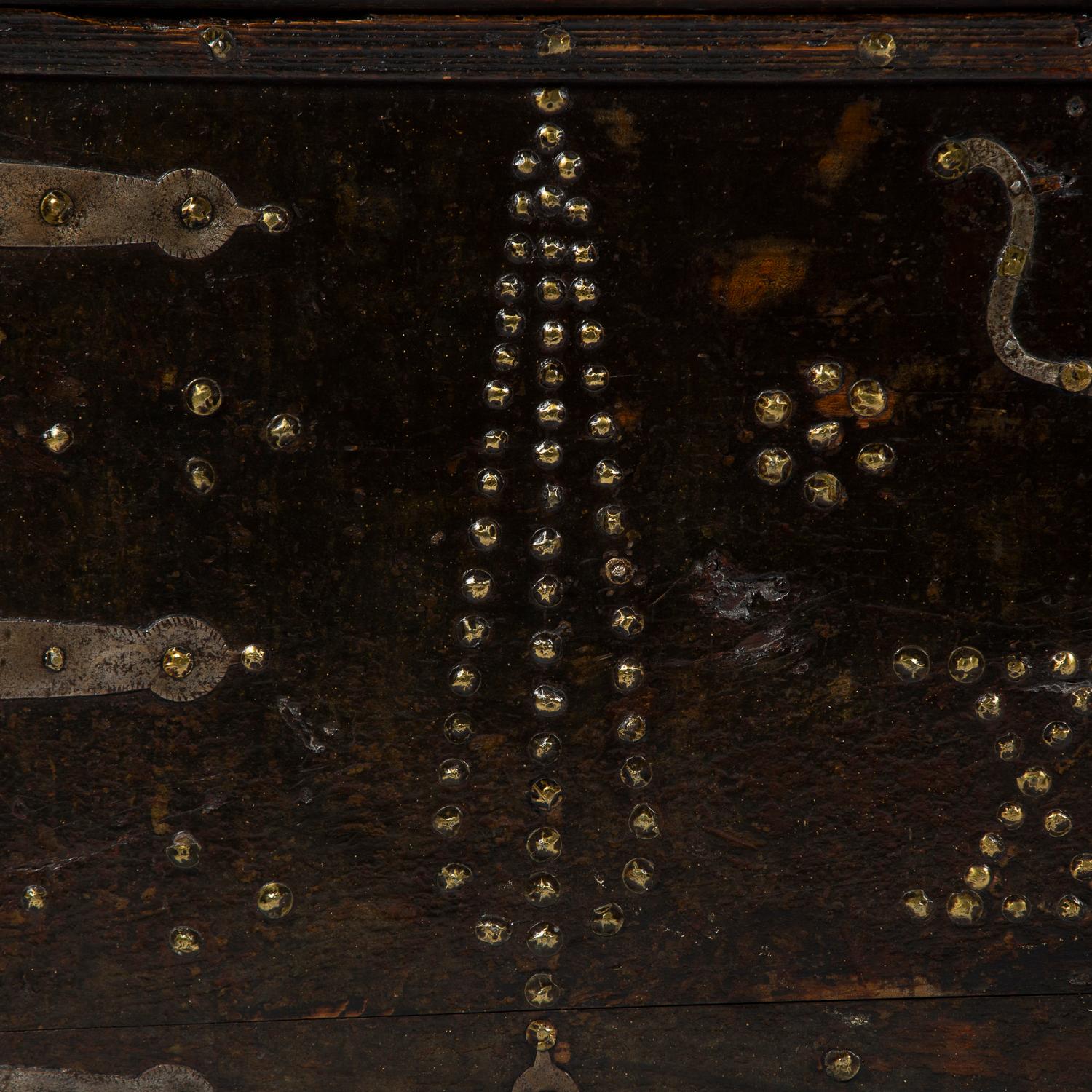 Early 19th Century Northern European Painted Chest 9