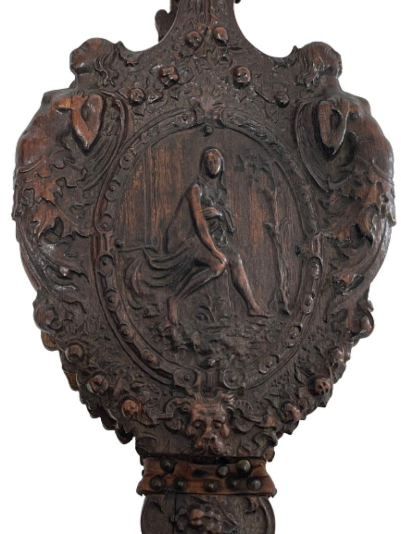 Early 19th Century Oak Wooden Bellows Richly Carved with a Mythological Scene For Sale 1