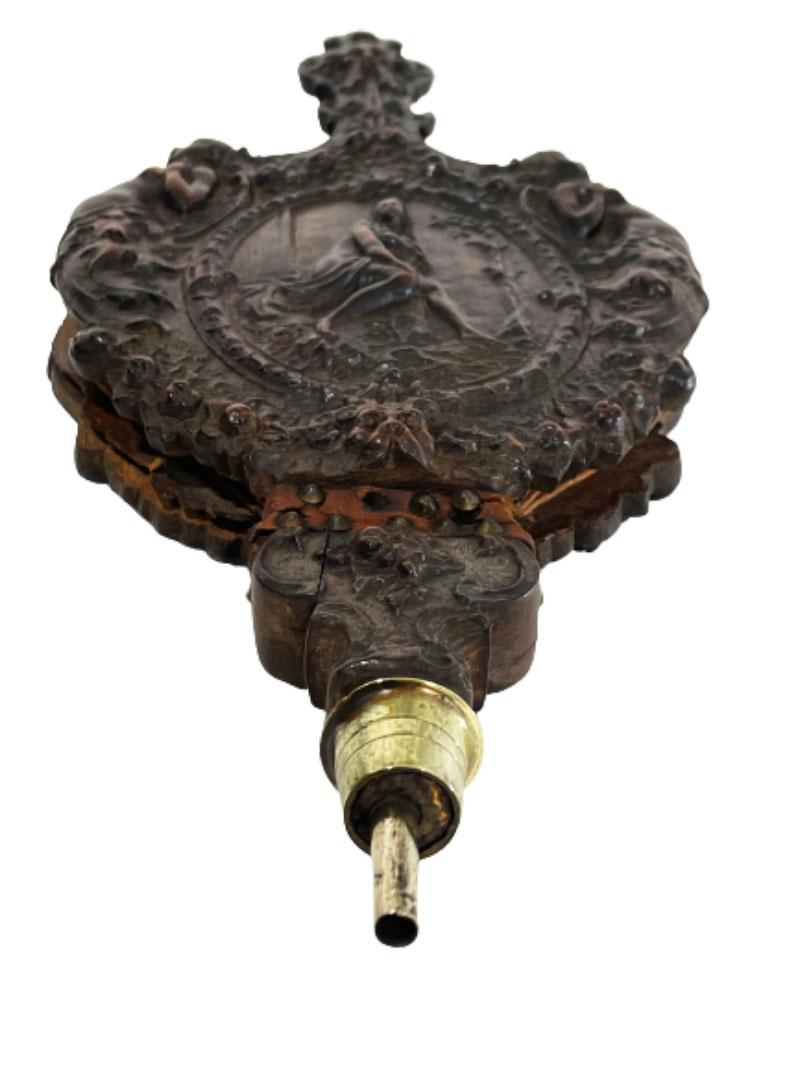 Early 19th Century Oak Wooden Bellows Richly Carved with a Mythological Scene For Sale 3