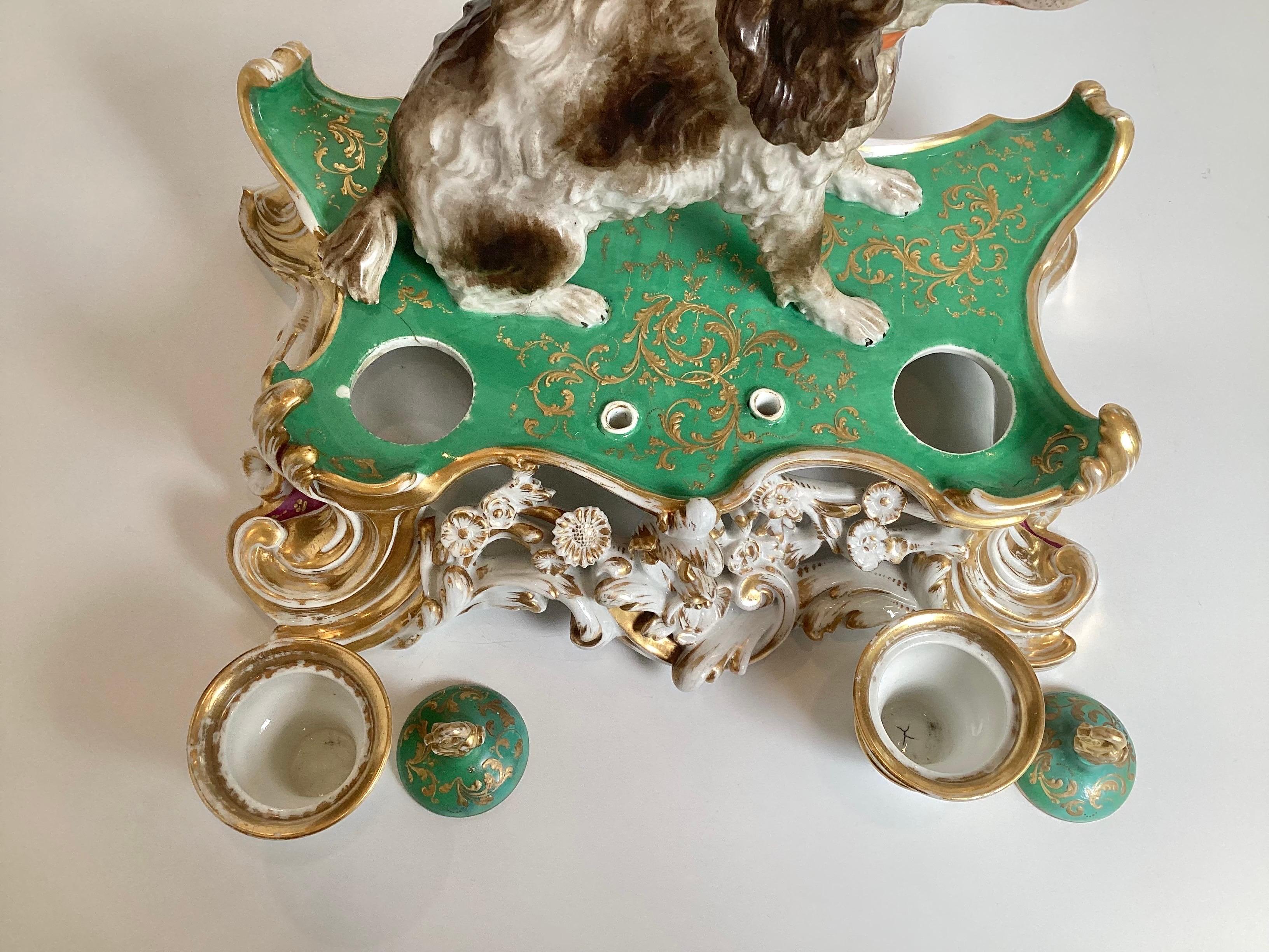 An Early 19th Century Paris Porcelain Inkstand For Sale 4