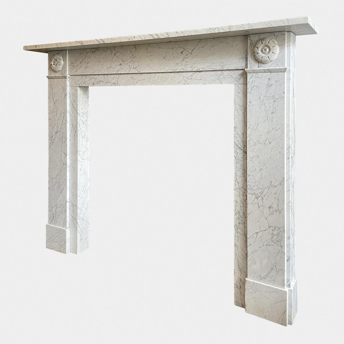 Early 19th Century Regency Marble Fireplace Mantel In Good Condition For Sale In London, GB