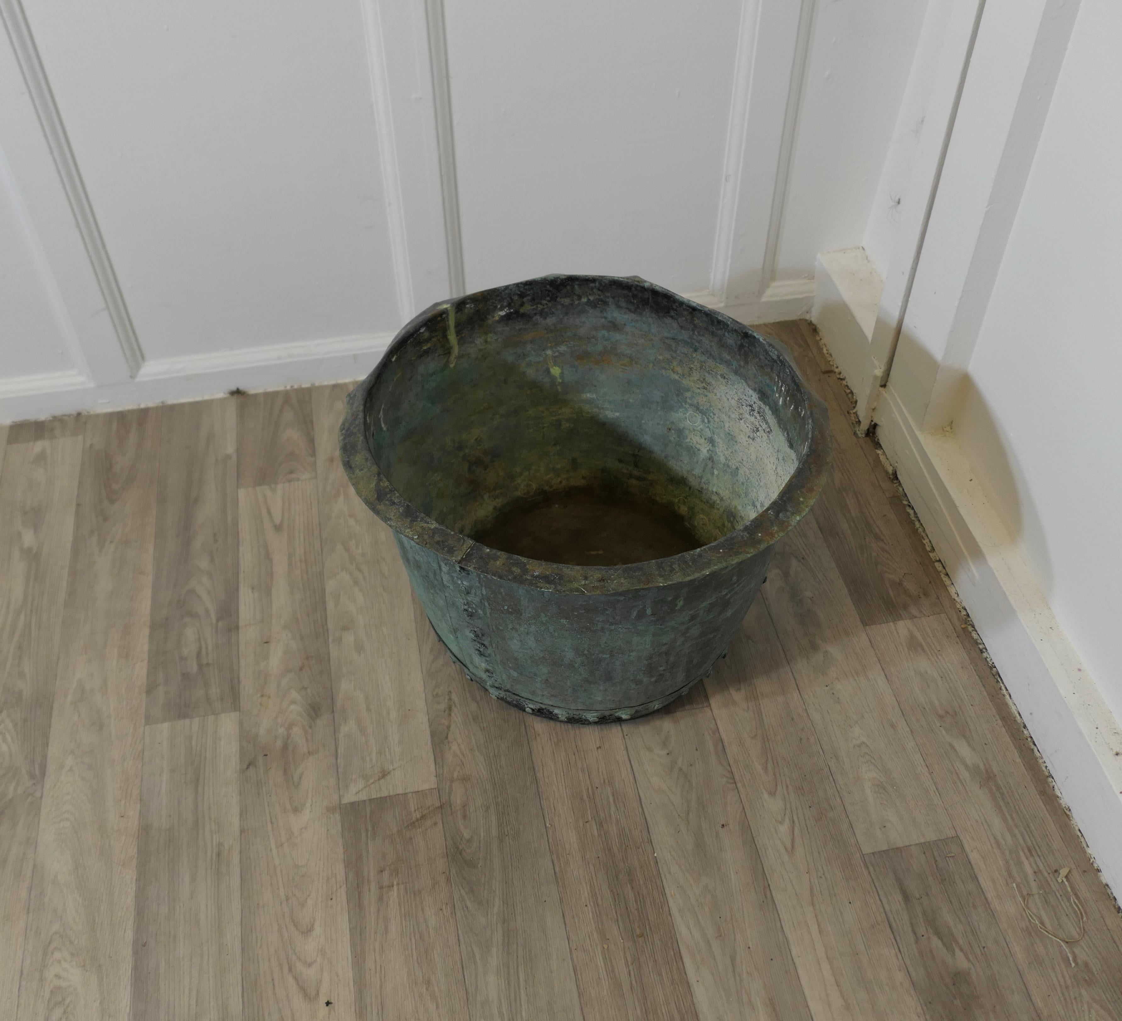 Country Chaudron en cuivre antique riveté du début du 19e siècle