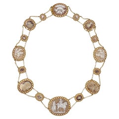 Eine goldene Muschelkamee-Halskette aus dem frühen 19.