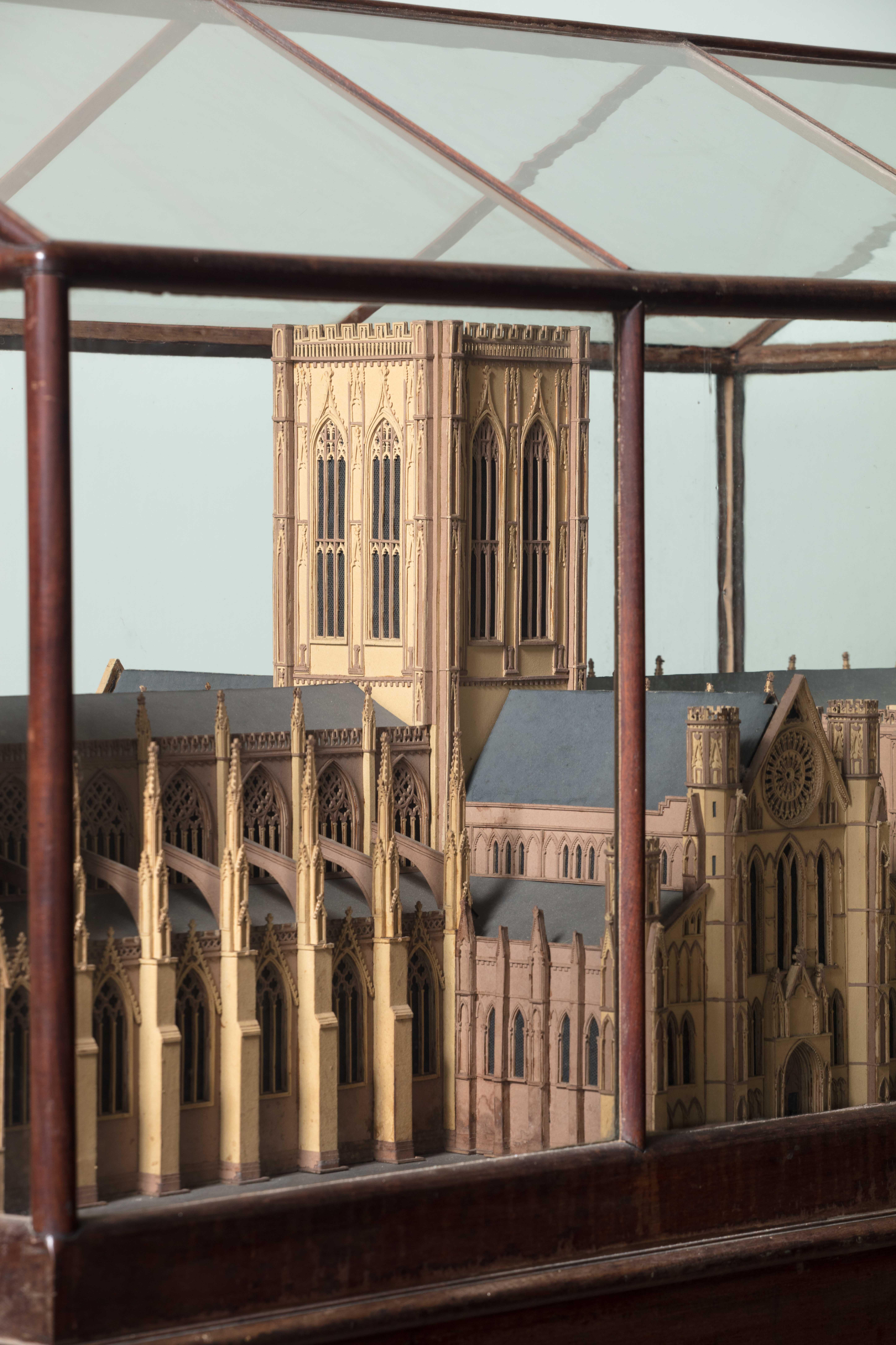 Early 19th Century Wooden and Paper Model of York Minster In Good Condition For Sale In London, GB