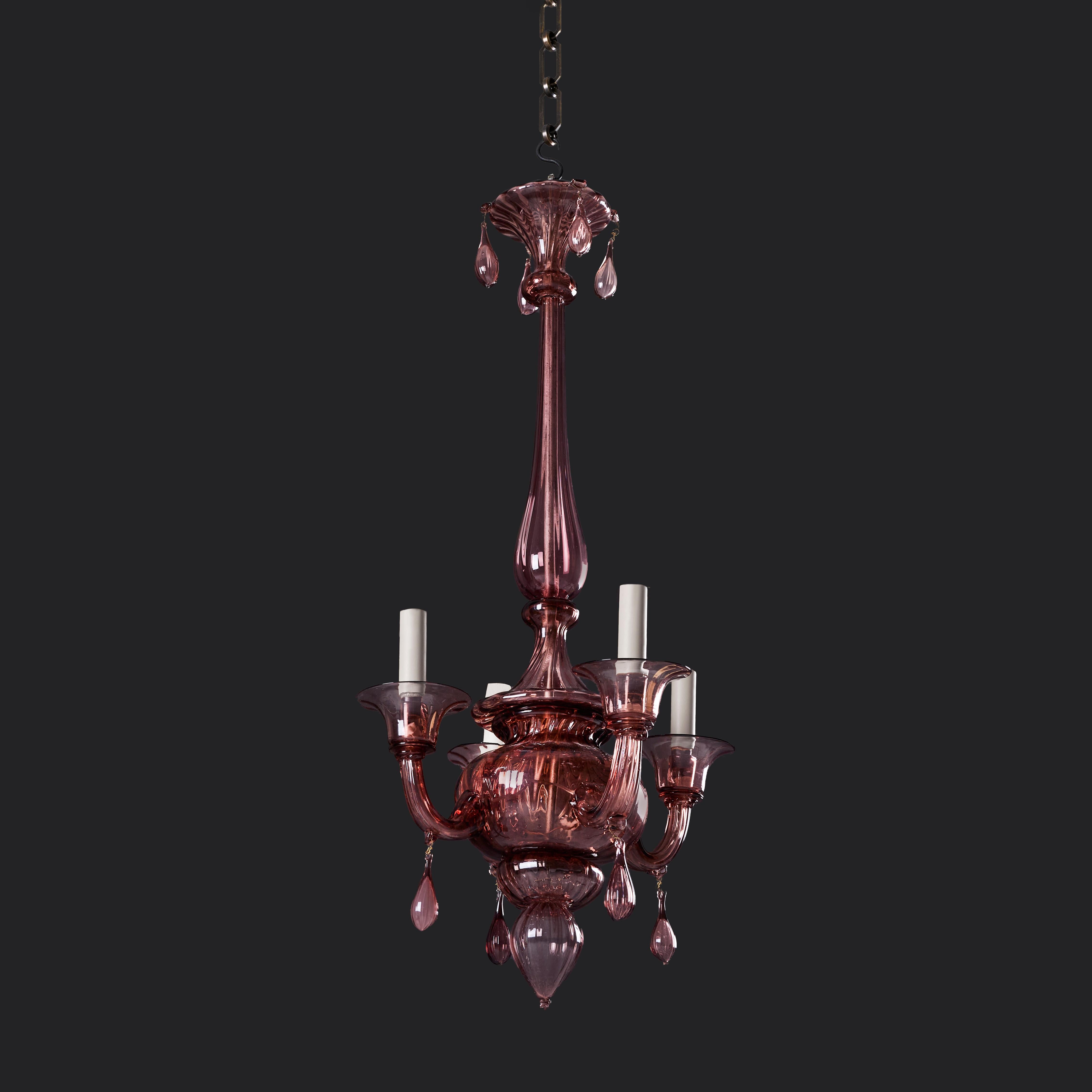 Araña de cristal de Murano de cuatro brazos, rosa amatista, de principios del siglo XX en Bueno estado para la venta en London, GB