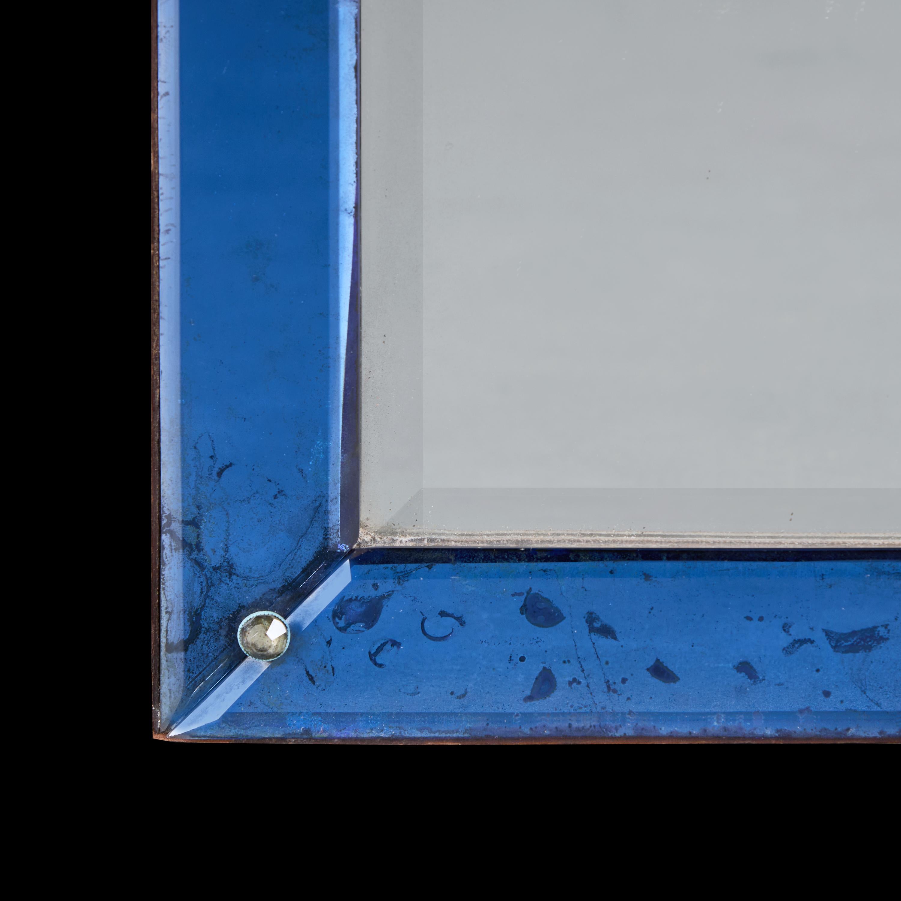 Specchio ad arco in vetro blu Art Dec dei primi del Novecento. In condizioni buone in vendita a London, GB