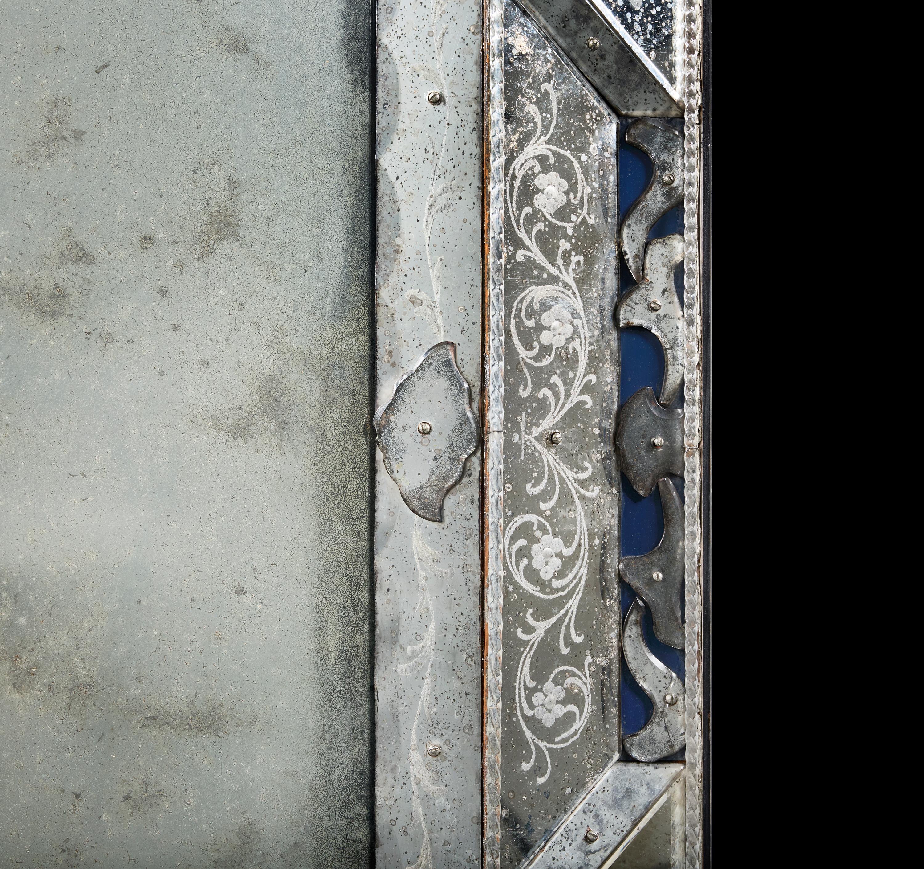 An Early 20th Century Blue Murano Glass Mirror In Good Condition For Sale In London, GB