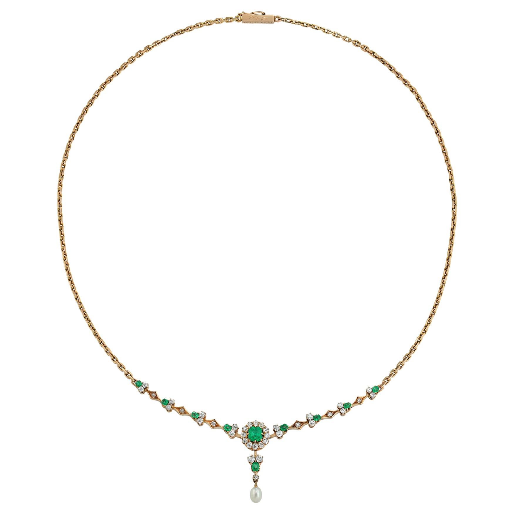 An Early 20th Century Emerald and Diamond Necklace