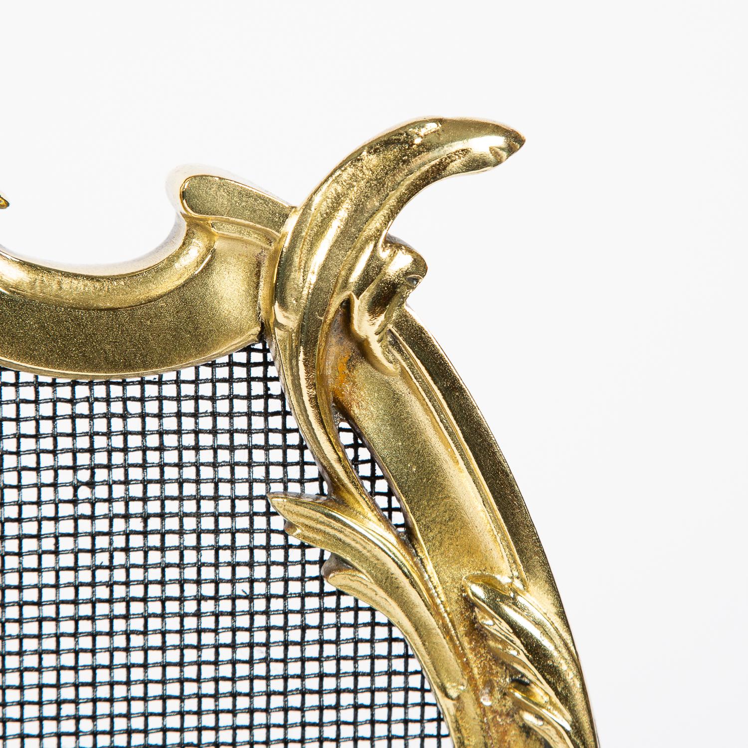 Early 20th Century French Louis XV Style Gilt Brass Fire Screen 7