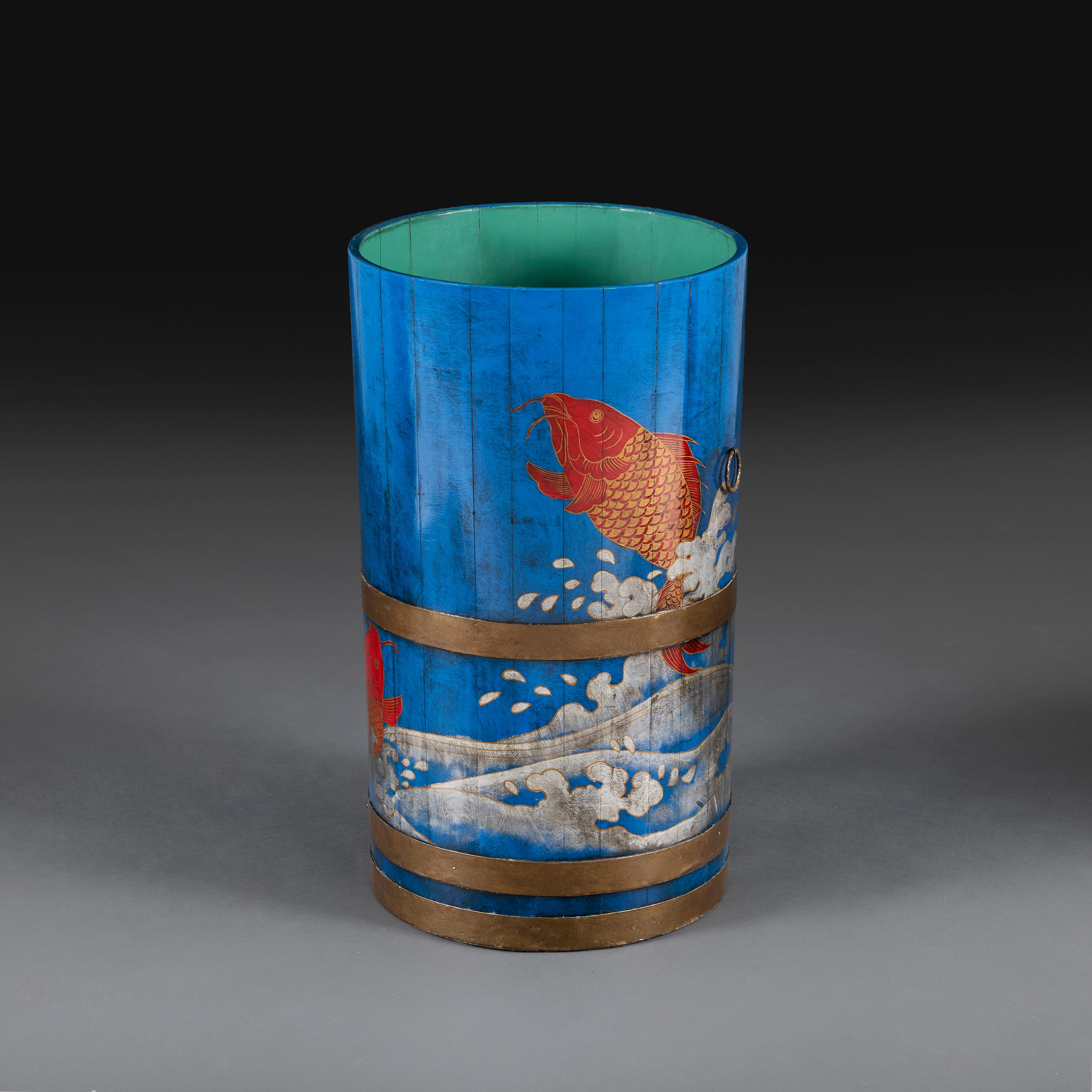 An Early 20th Century Japanese Blue Lacquer Jardinière Table In Good Condition For Sale In London, GB