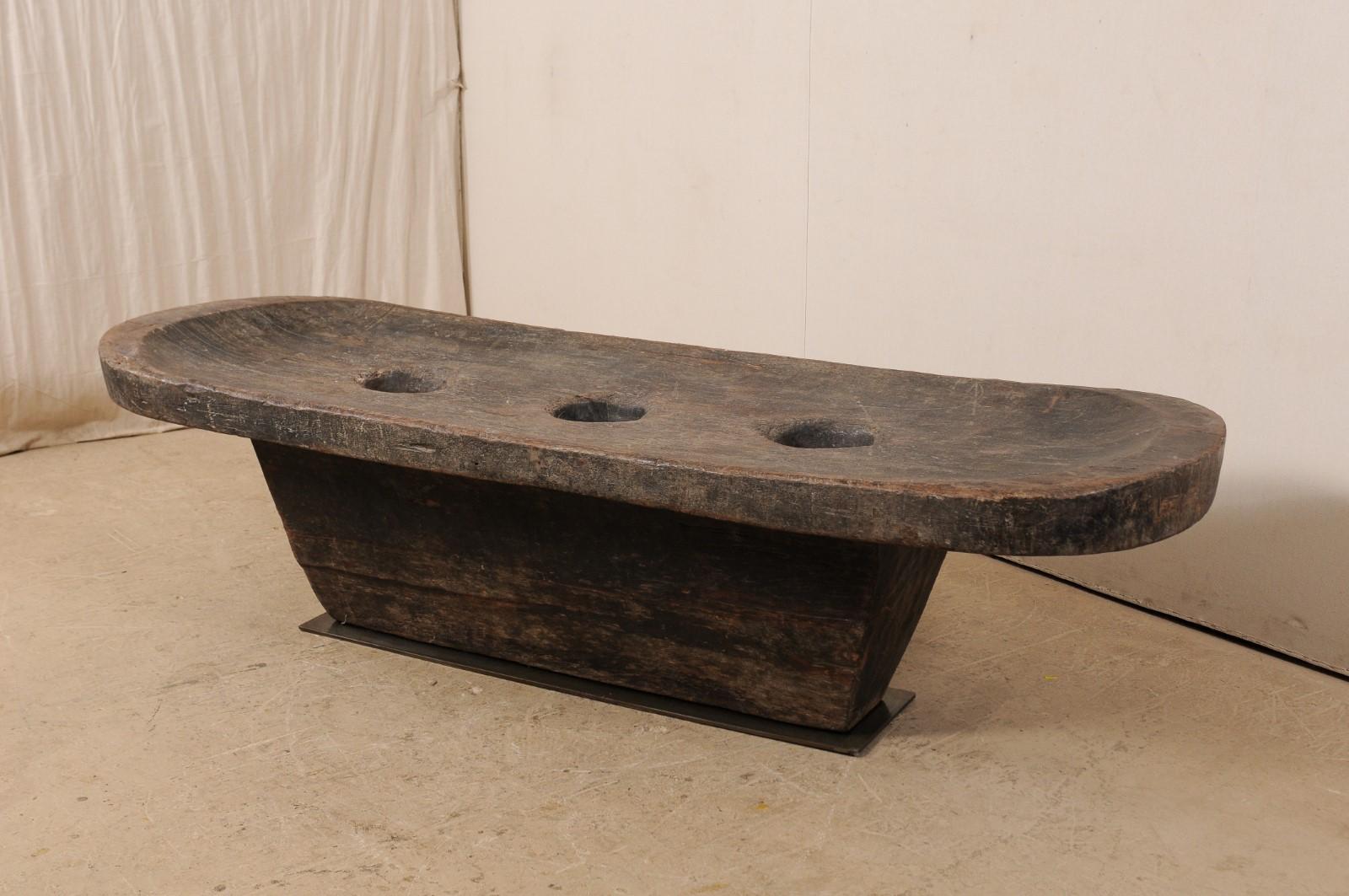 Early 20th Century Naga Grain Grinding Table, Carved from a Single Log 5