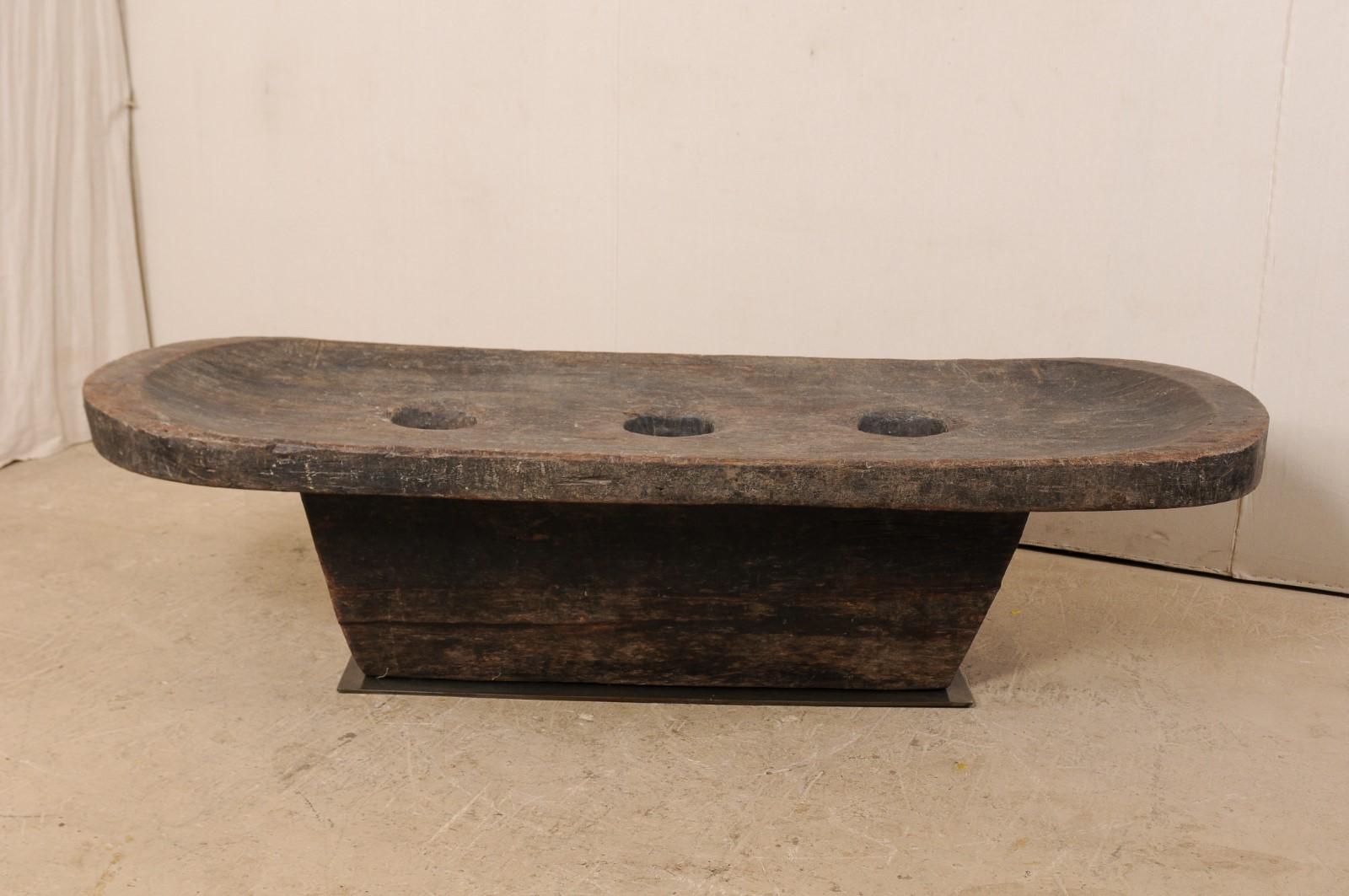 Early 20th Century Naga Grain Grinding Table, Carved from a Single Log In Good Condition In Atlanta, GA