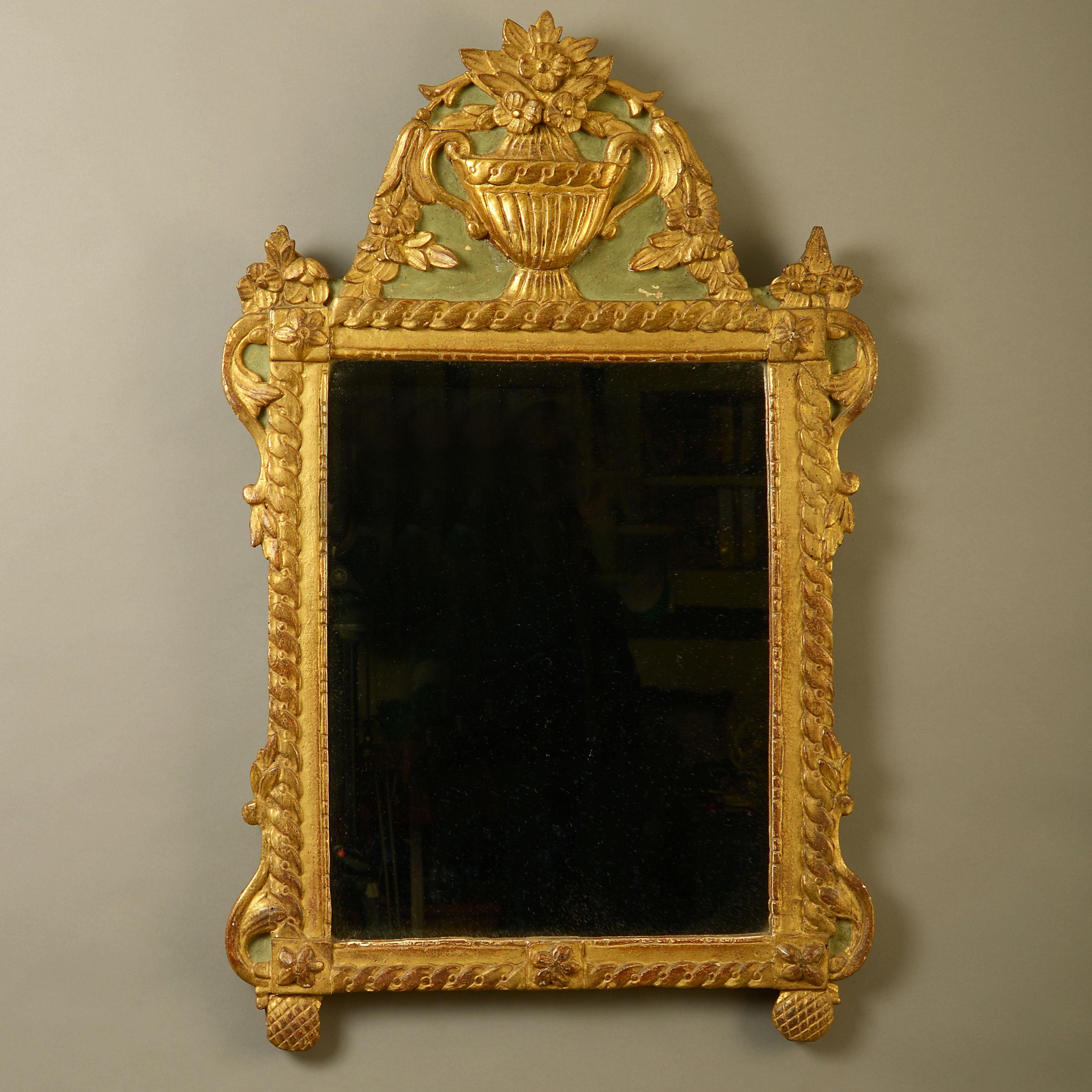 Early 20th Century Painted Parcel Gilded Mirror in Louis XVI Manner (Frühes 20. Jahrhundert)