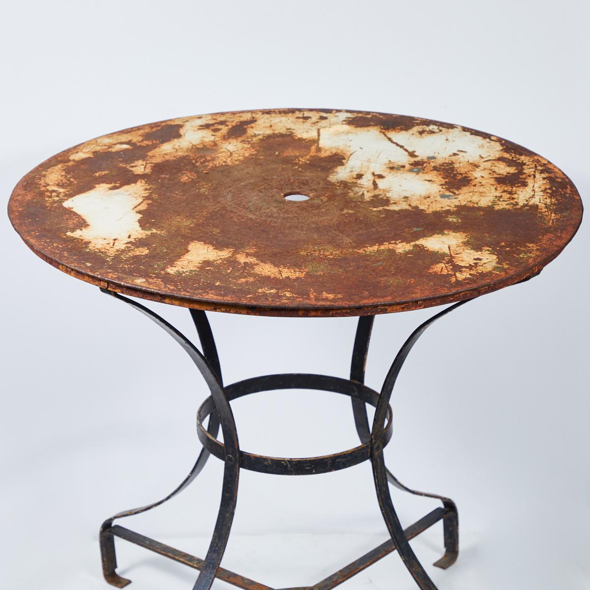 Early 20th Century Round Top Garden Table with Metal Base In Good Condition In Los Angeles, CA