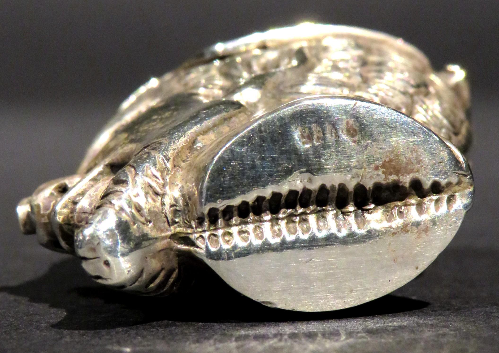 An Early 20th Century Sterling Silver Vesta Case in the Form of a Devil’s Head For Sale 1