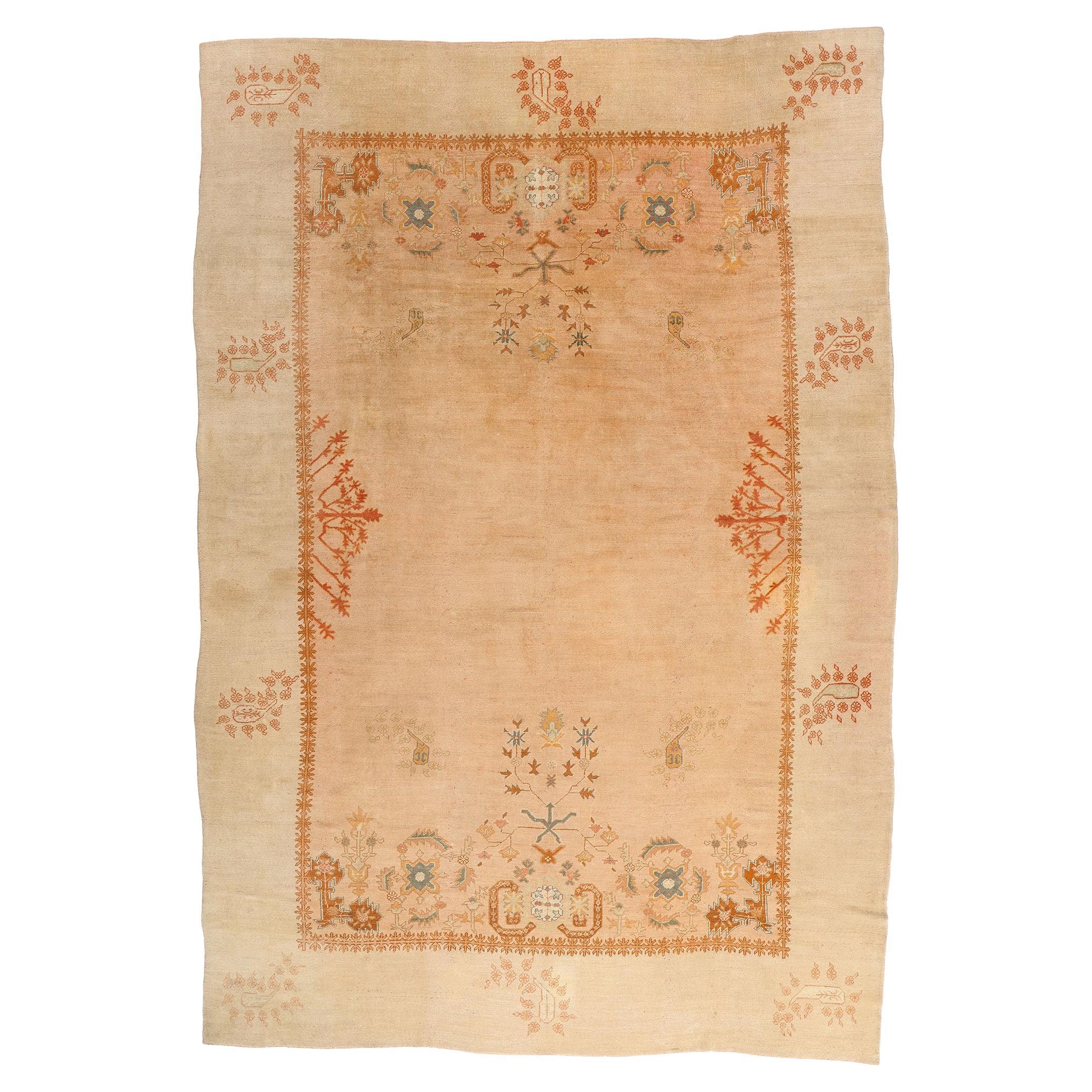 Un capolavoro in oushak turco dei primi del Novecento di sublime Eleganza in vendita