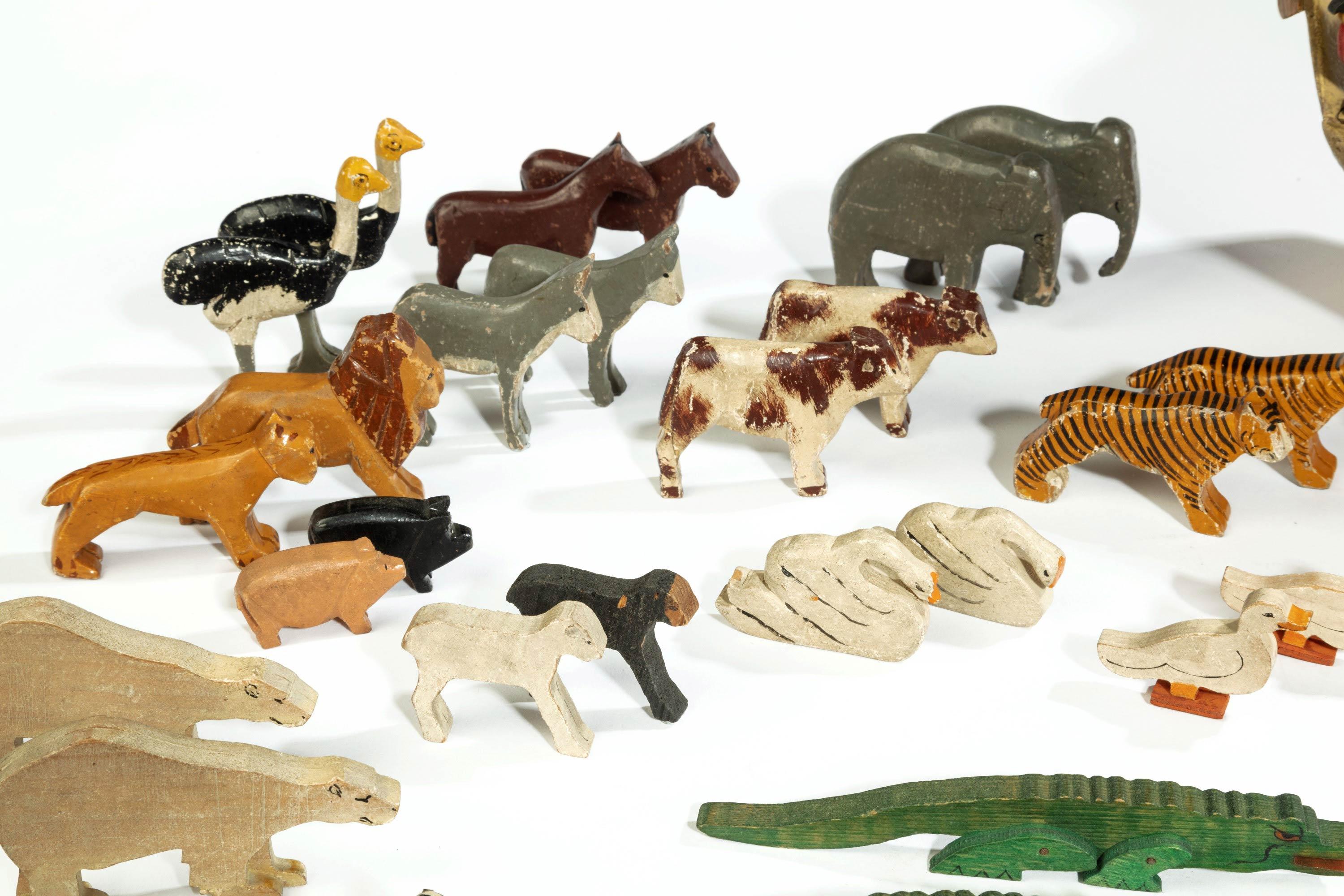 Early 20th Century 'War Relief Toy Works' Noah's Ark 6