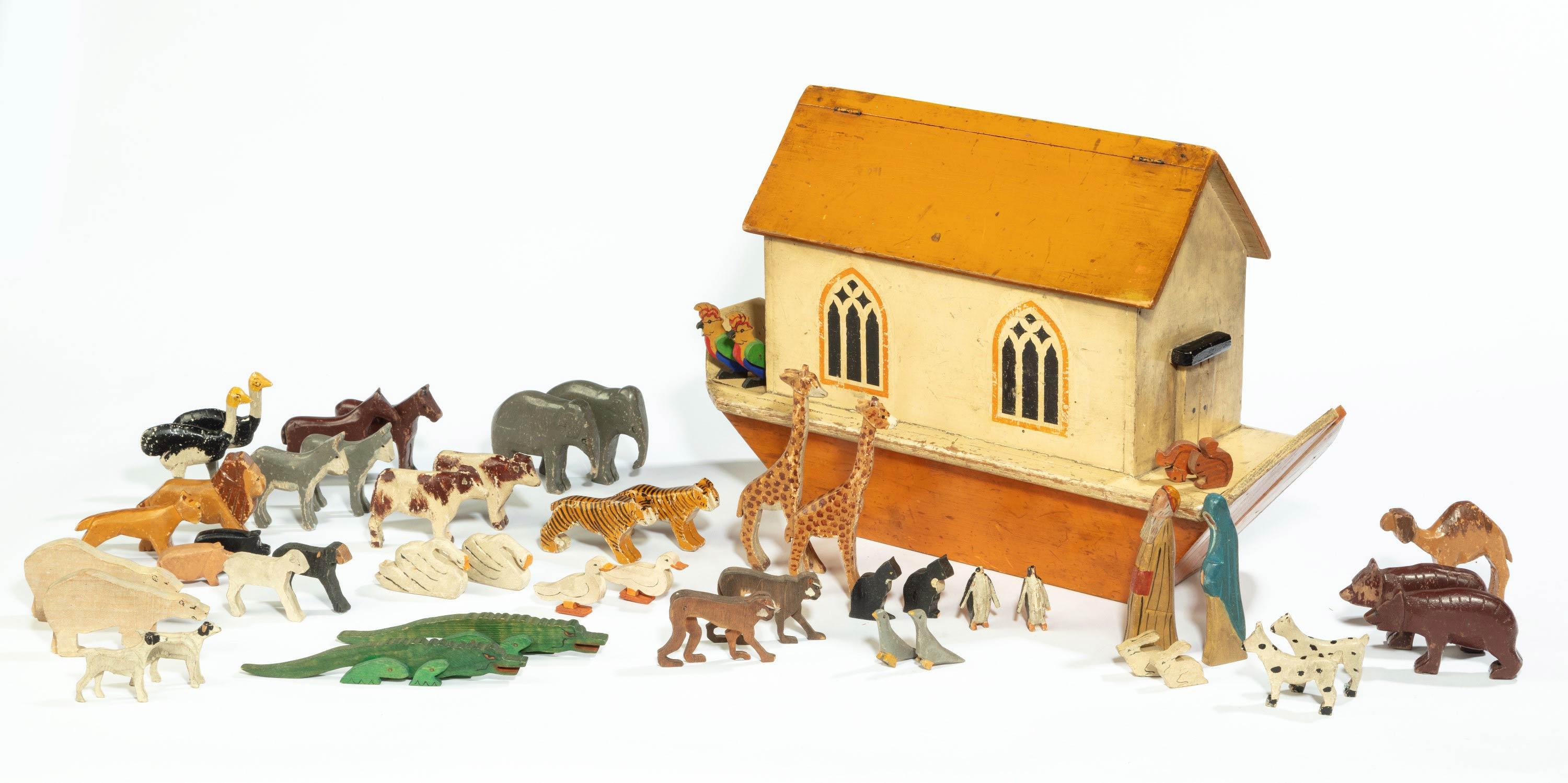 Early 20th Century 'War Relief Toy Works' Noah's Ark 3