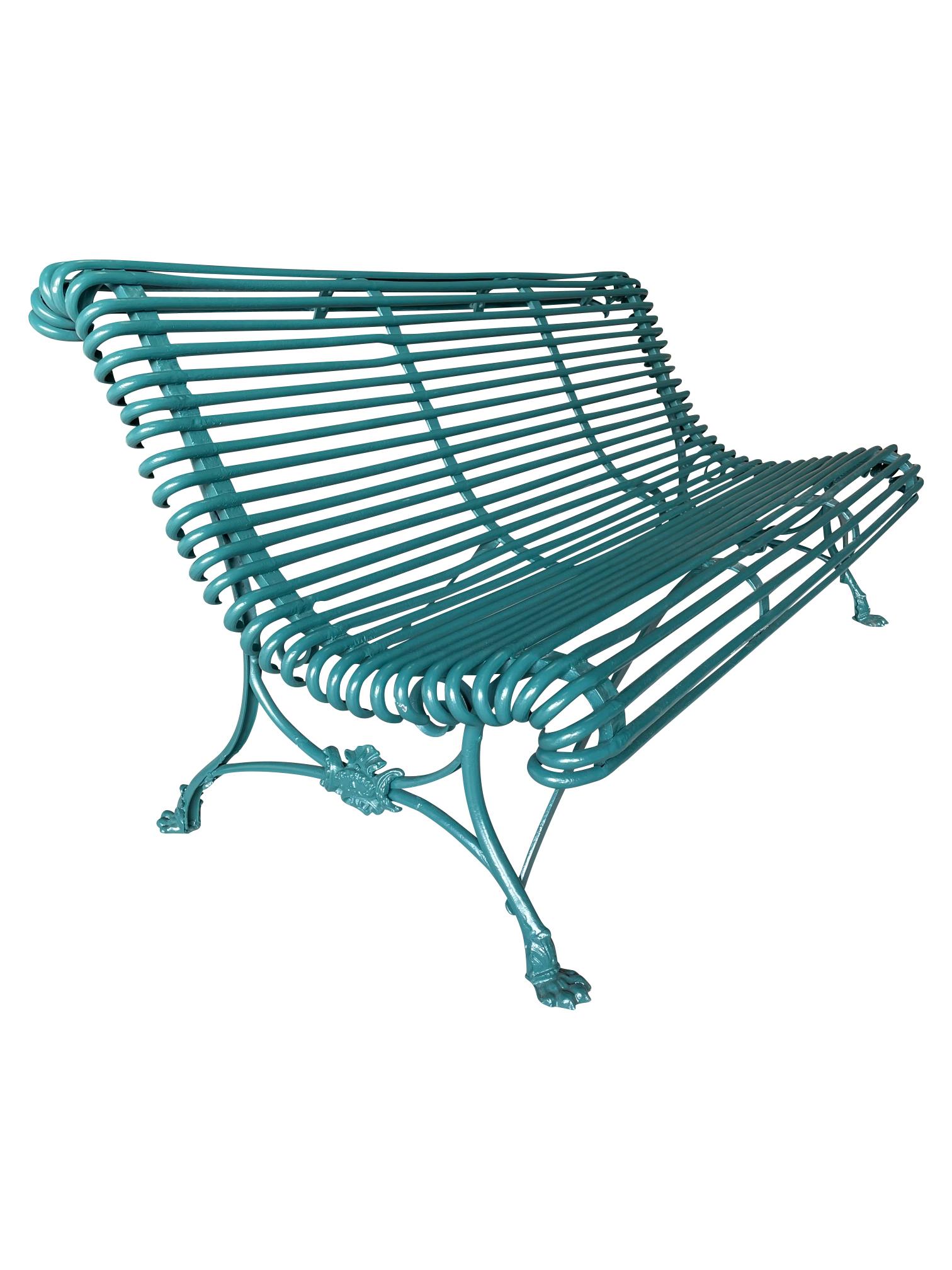 An early Arras wrought iron garden bench. The earlier lions feet date the table to from the 1850’s. Pre-1900 Arras Furniture has claw feet and post-1900, the design of the feet changed to hoof feet. The factory was located in the Northern French