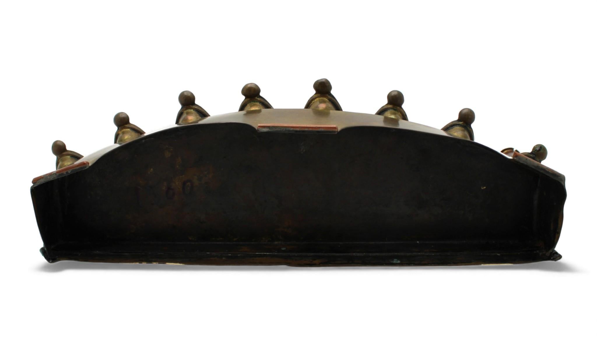 Lampada di Hannukah di Bezalel, Gerusalemme, 1920 ca. in vendita 4