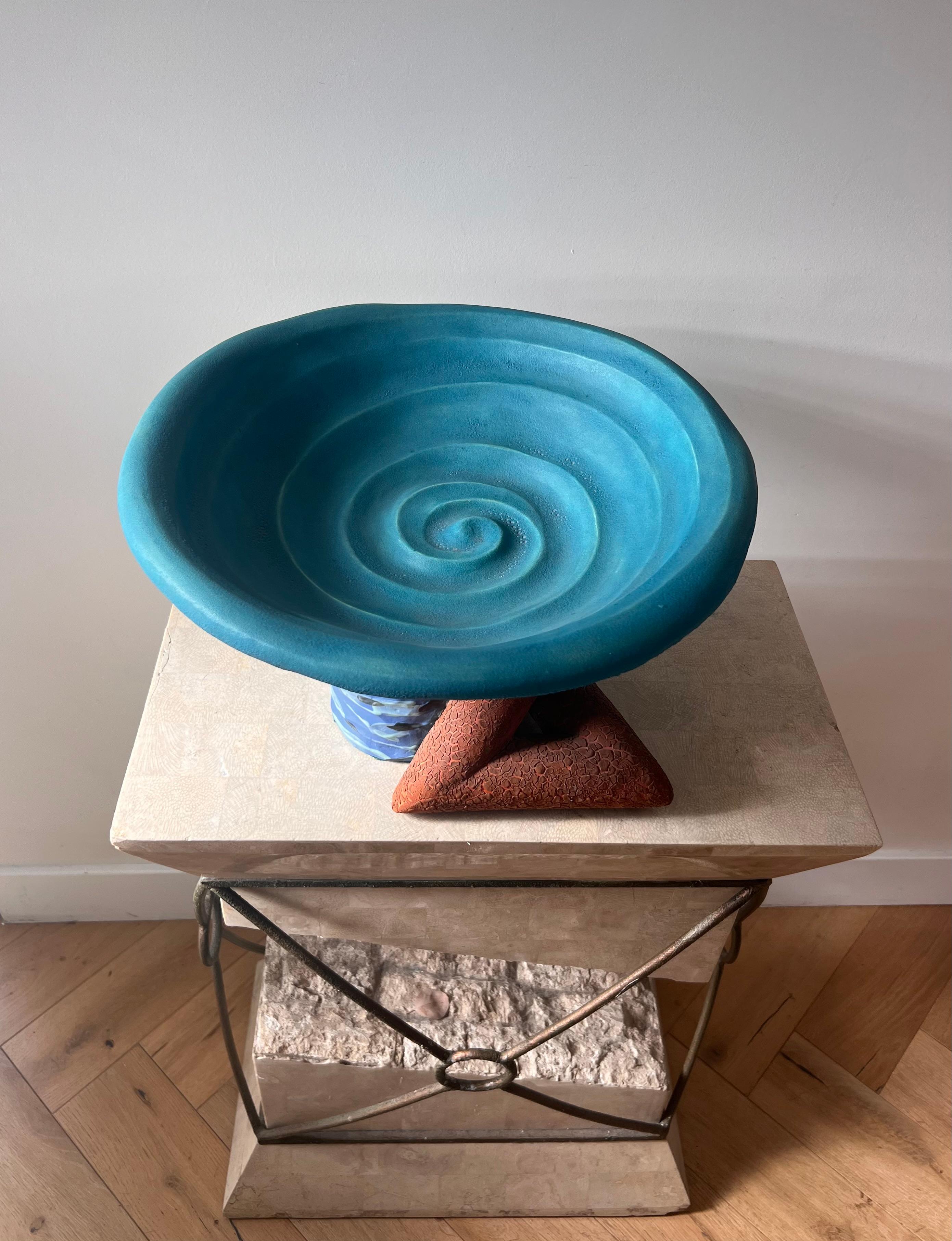 Postmoderne Céramique d'art précoce de Robert A.Milnes, fin du 20e siècle. en vente