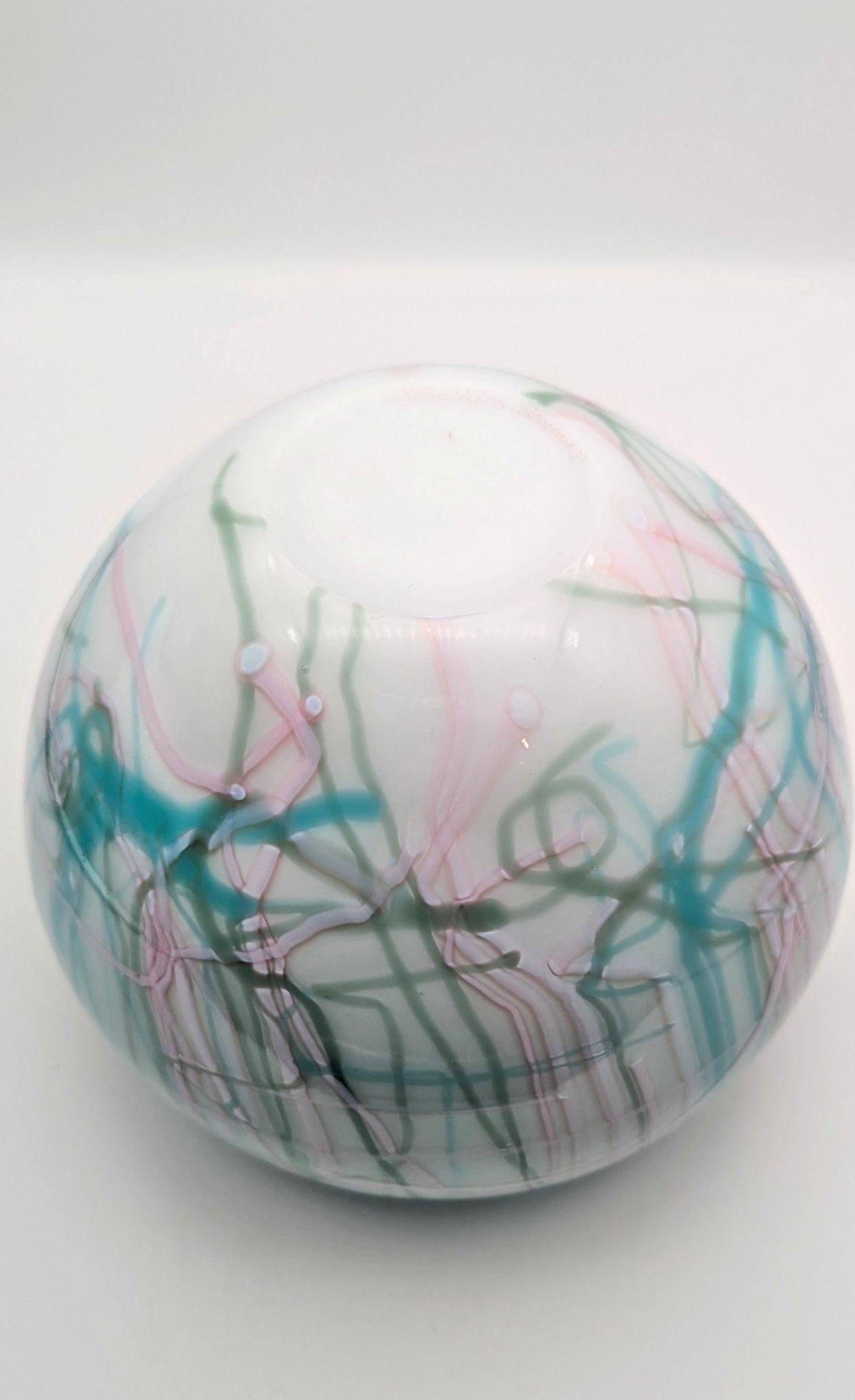 Fatto a mano Un primo vaso Folto di Mary Anne ''Toots'' Zynsky, realizzato da Venini a Murano nel 1989. in vendita