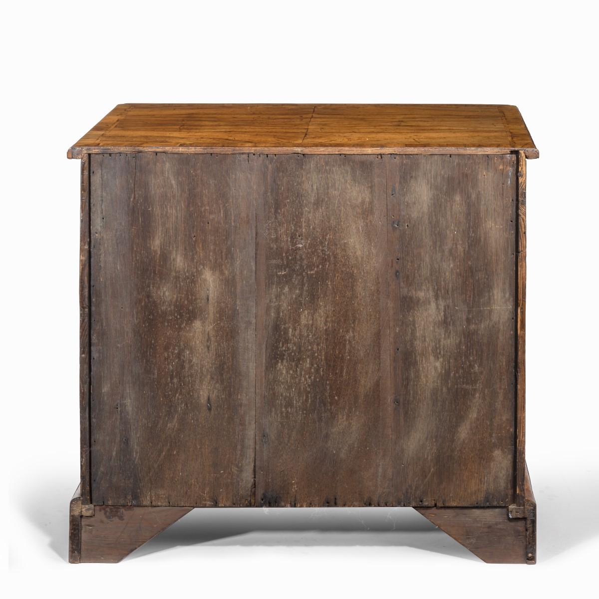 Early George III Walnut Kneehole Desk For Sale 2