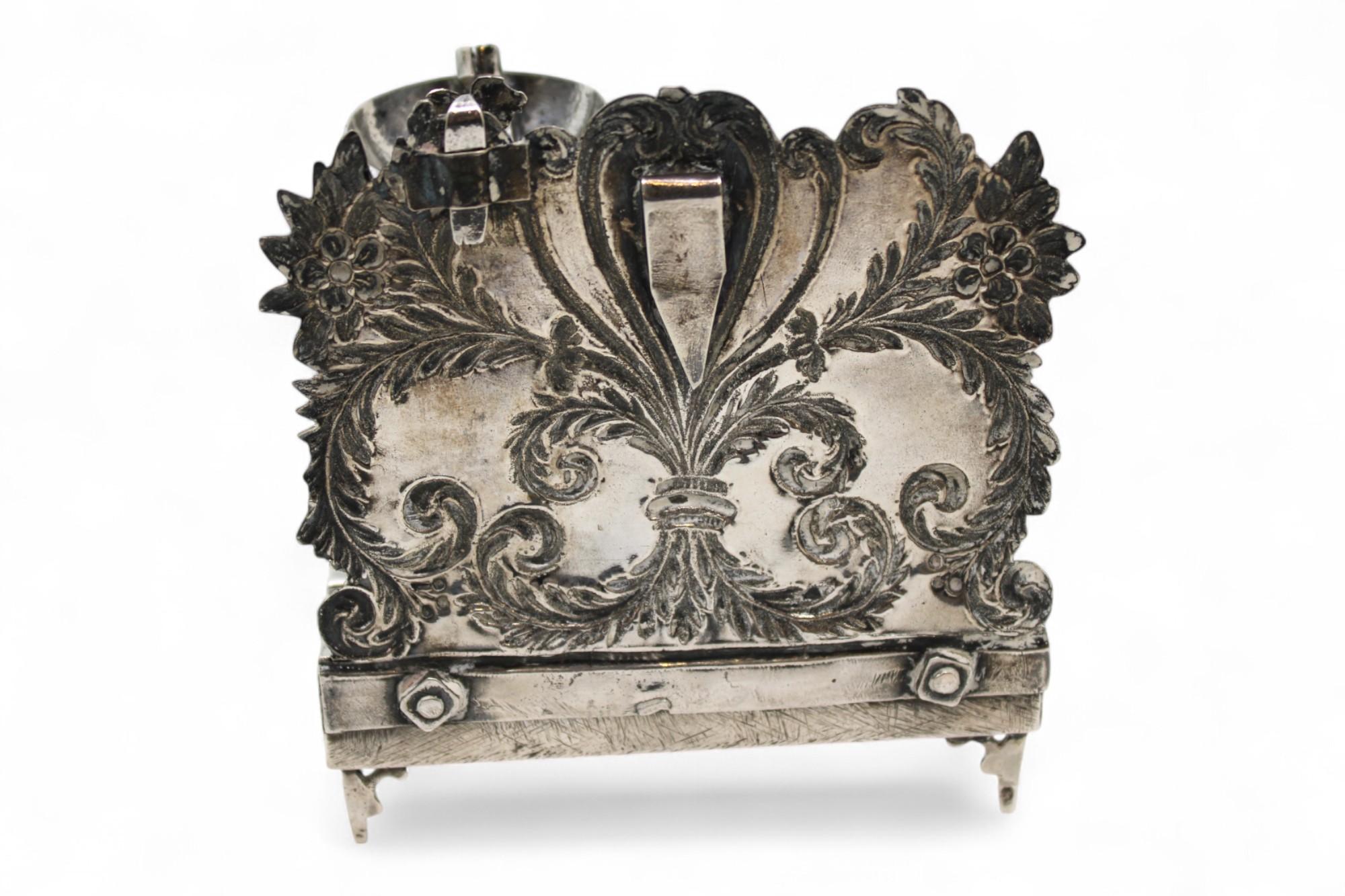 Eine frühe deutsche Chanukka-Lampe aus Silber, Berlin CIRCA 1817 (19. Jahrhundert) im Angebot