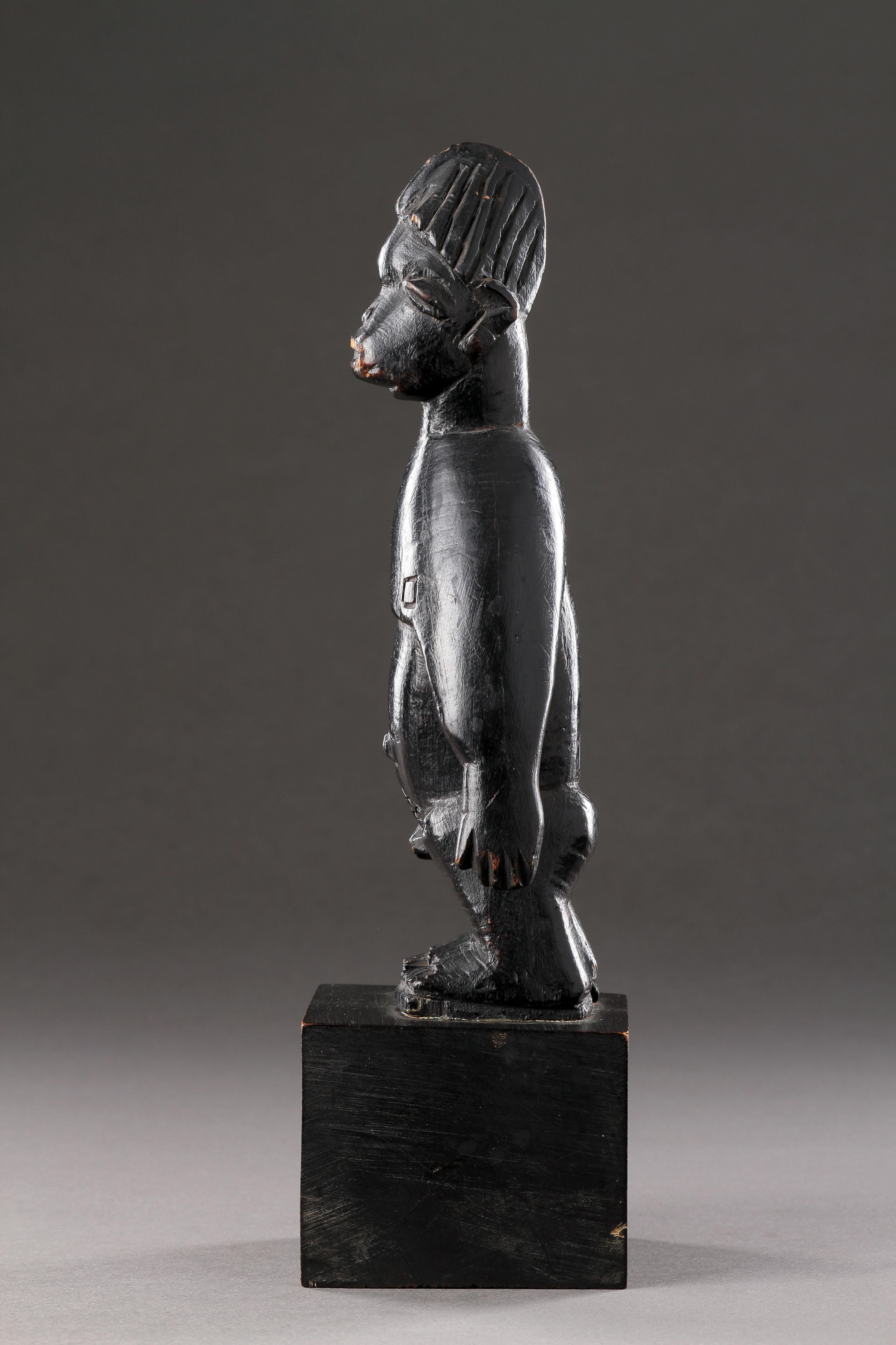 Un primer grupo de cuatro figuras africanas expuesto en Nueva York, septiembre de 1935 en venta 9