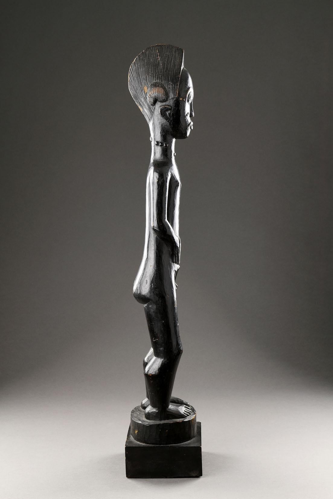 Un primer grupo de cuatro figuras africanas expuesto en Nueva York, septiembre de 1935 siglo XIX en venta