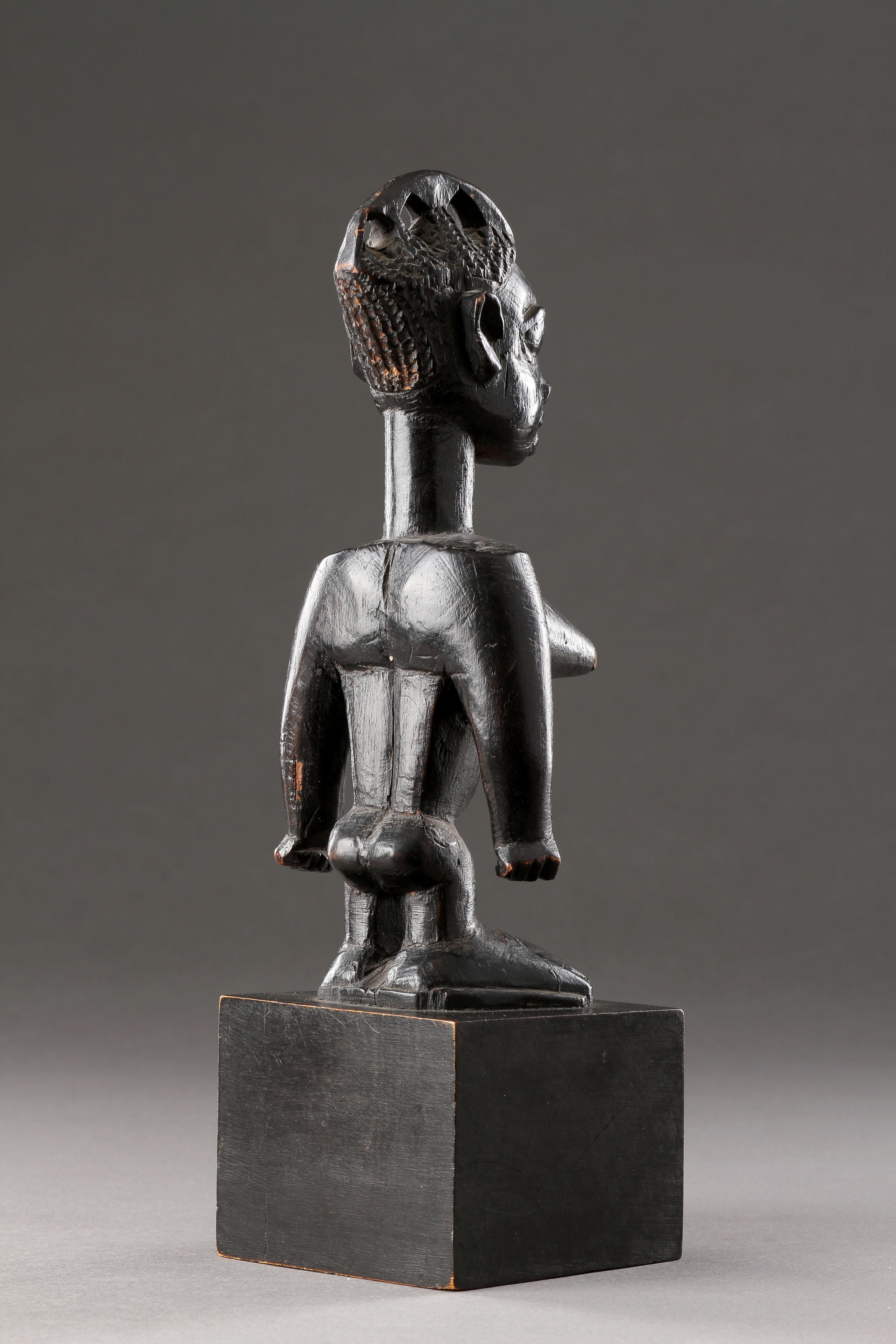 Un primer grupo de cuatro figuras africanas expuesto en Nueva York, septiembre de 1935 en venta 3