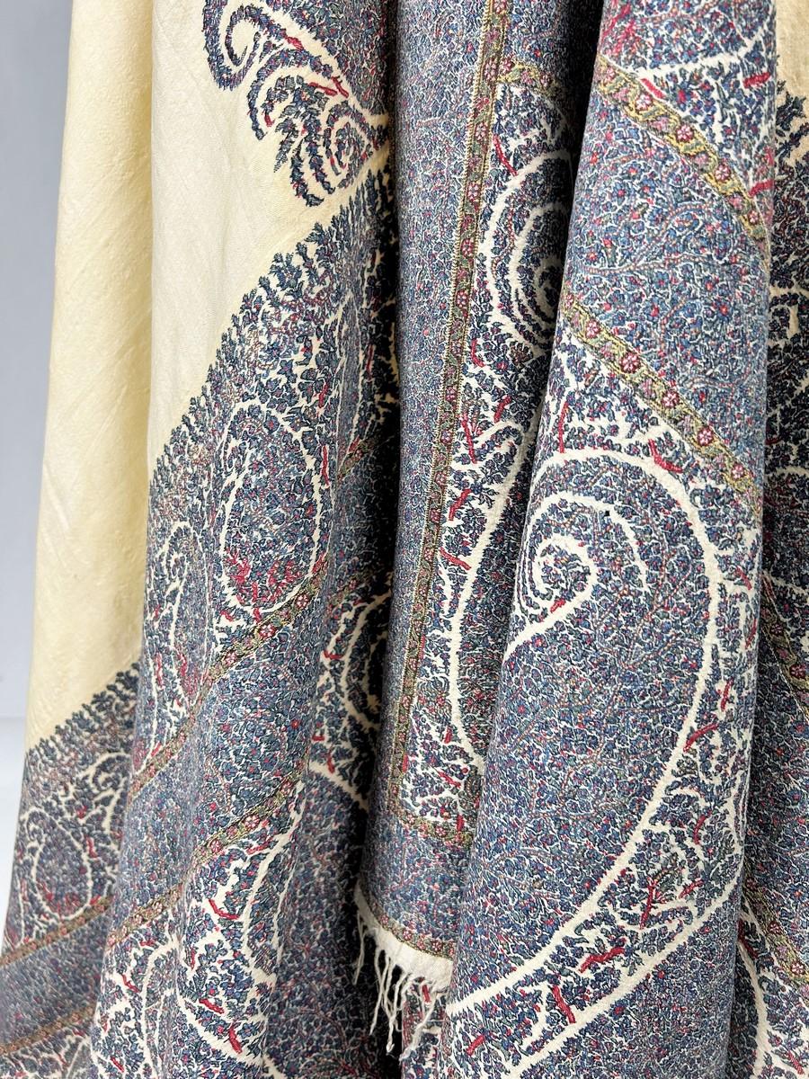 An Early Indian Kashmir Kani weave shawl - East India Companies Circa 1810 For Sale 9