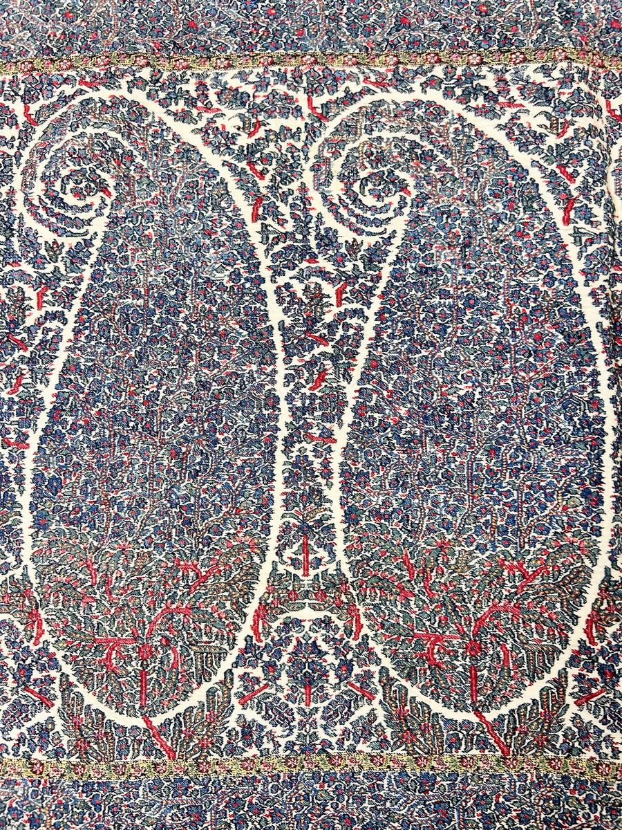 An Early Indian Kashmir Kani weave shawl - East India Companies Circa 1810 For Sale 1