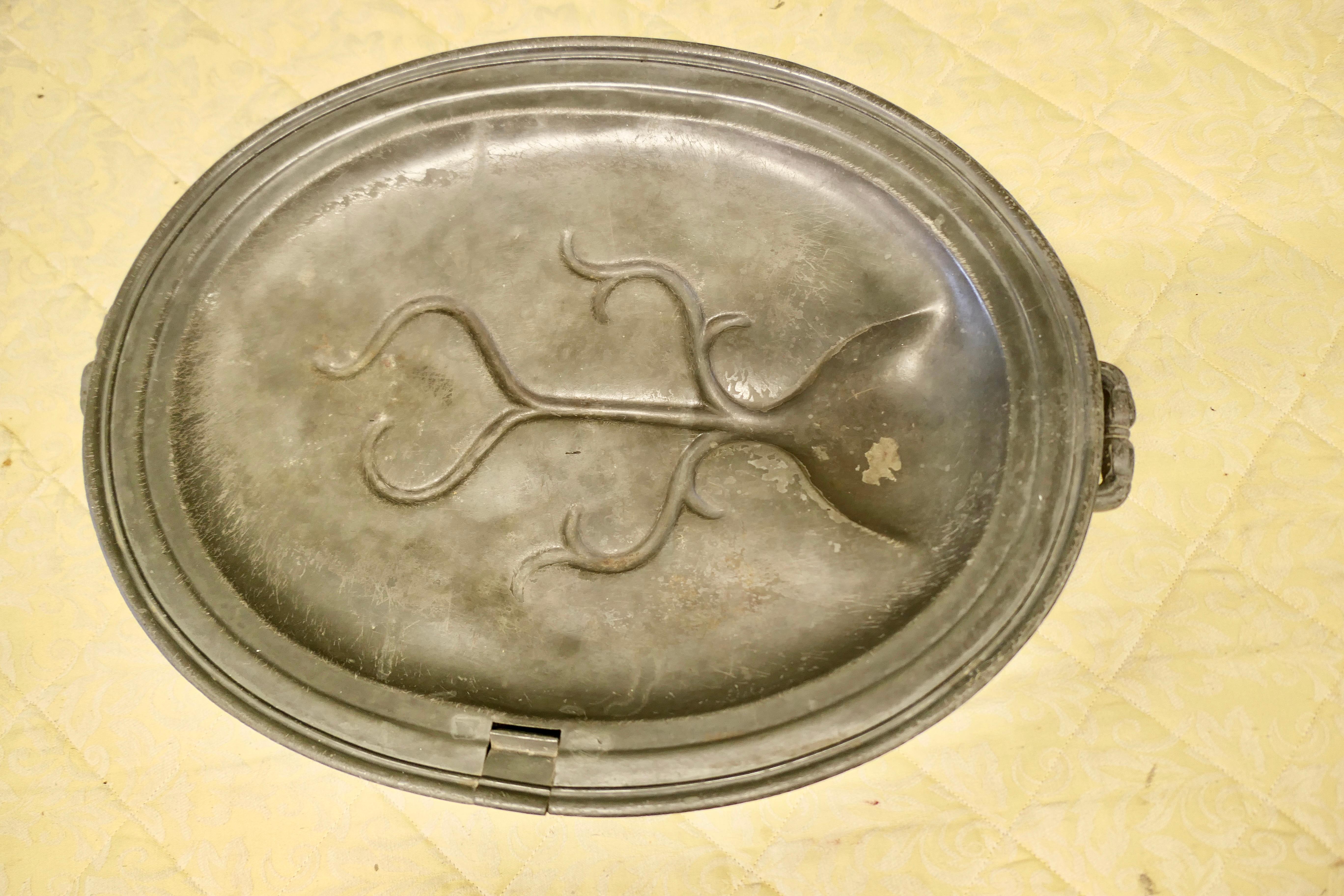 An Early Large Pewter Meat Platter by Shaw and Stewart For Sale 1