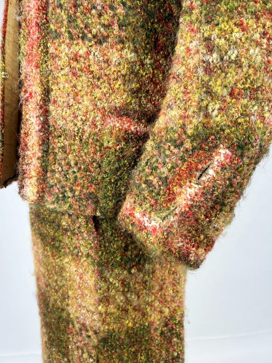 Un tailleur jupe Mademoiselle Chanel Couture en Mohair écossais Circa 1955-1960 en vente 7