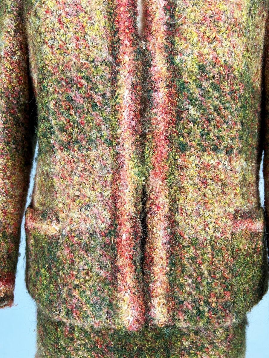 Un tailleur jupe Mademoiselle Chanel Couture en Mohair écossais Circa 1955-1960 Pour femmes en vente