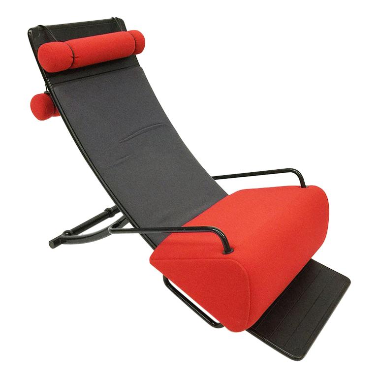 Artifort model 045 Mobiles lounge chair designed by Marcel Wanders For Sale