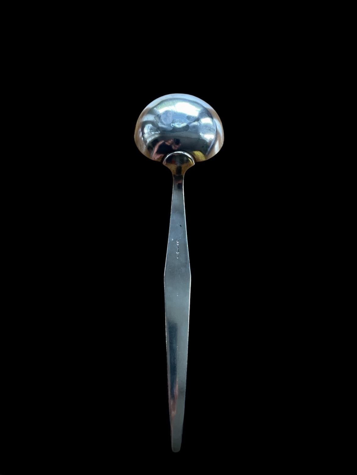 Mid-Century Modern An early production silver plated Ladle by Gio Ponti for Arthur Krupp Milano For Sale