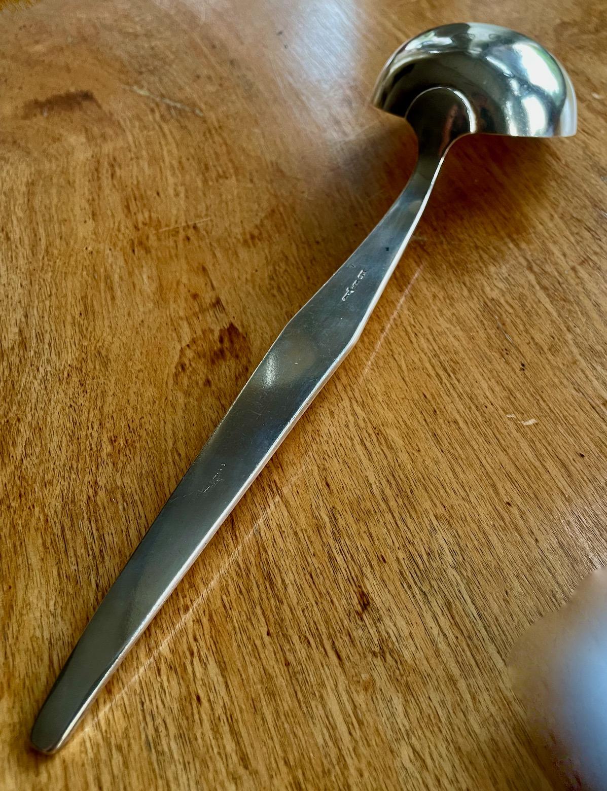 An early production silver plated Ladle by Gio Ponti for Arthur Krupp Milano For Sale 1