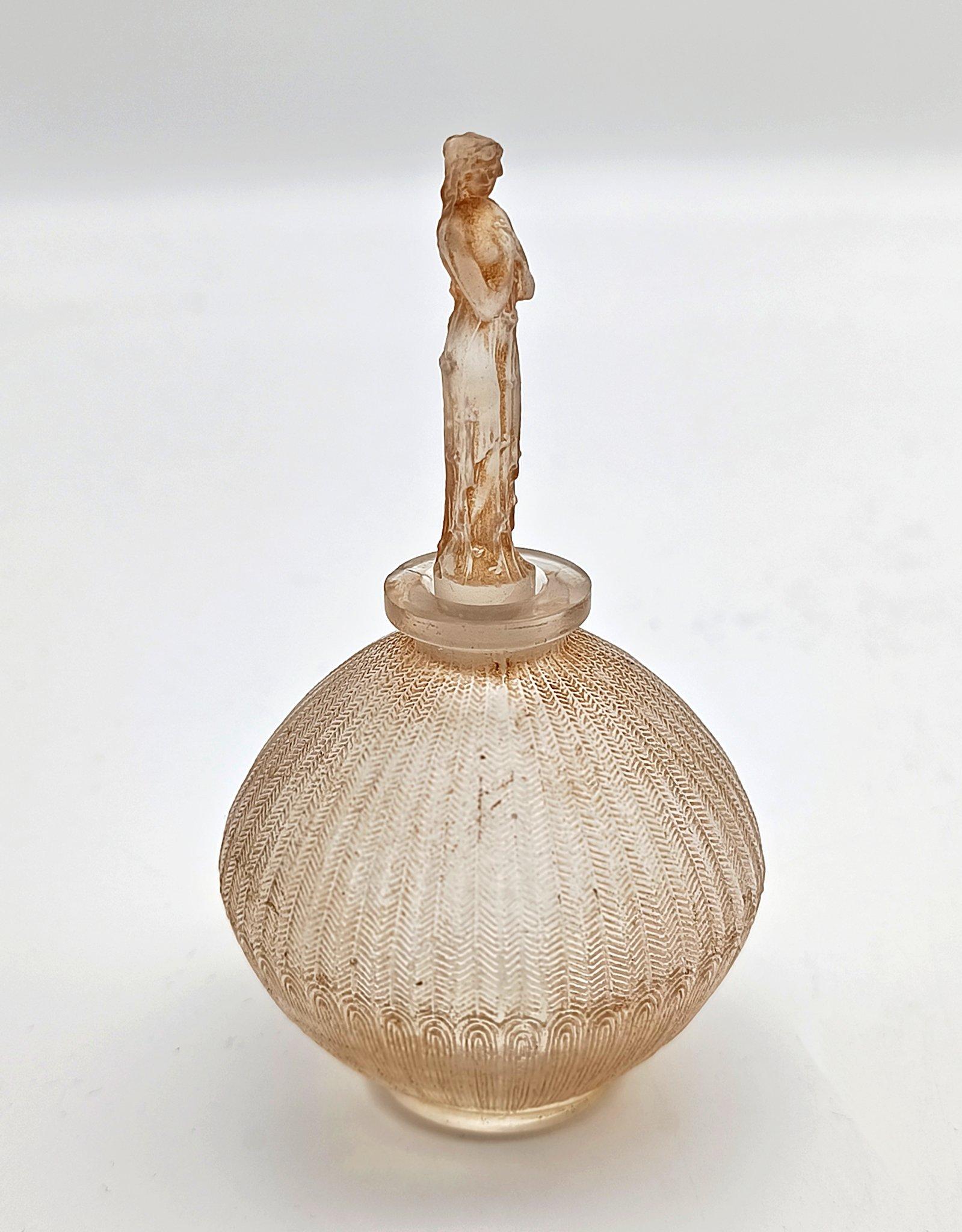 Bottiglia di profumo in vetro di René Lalique 