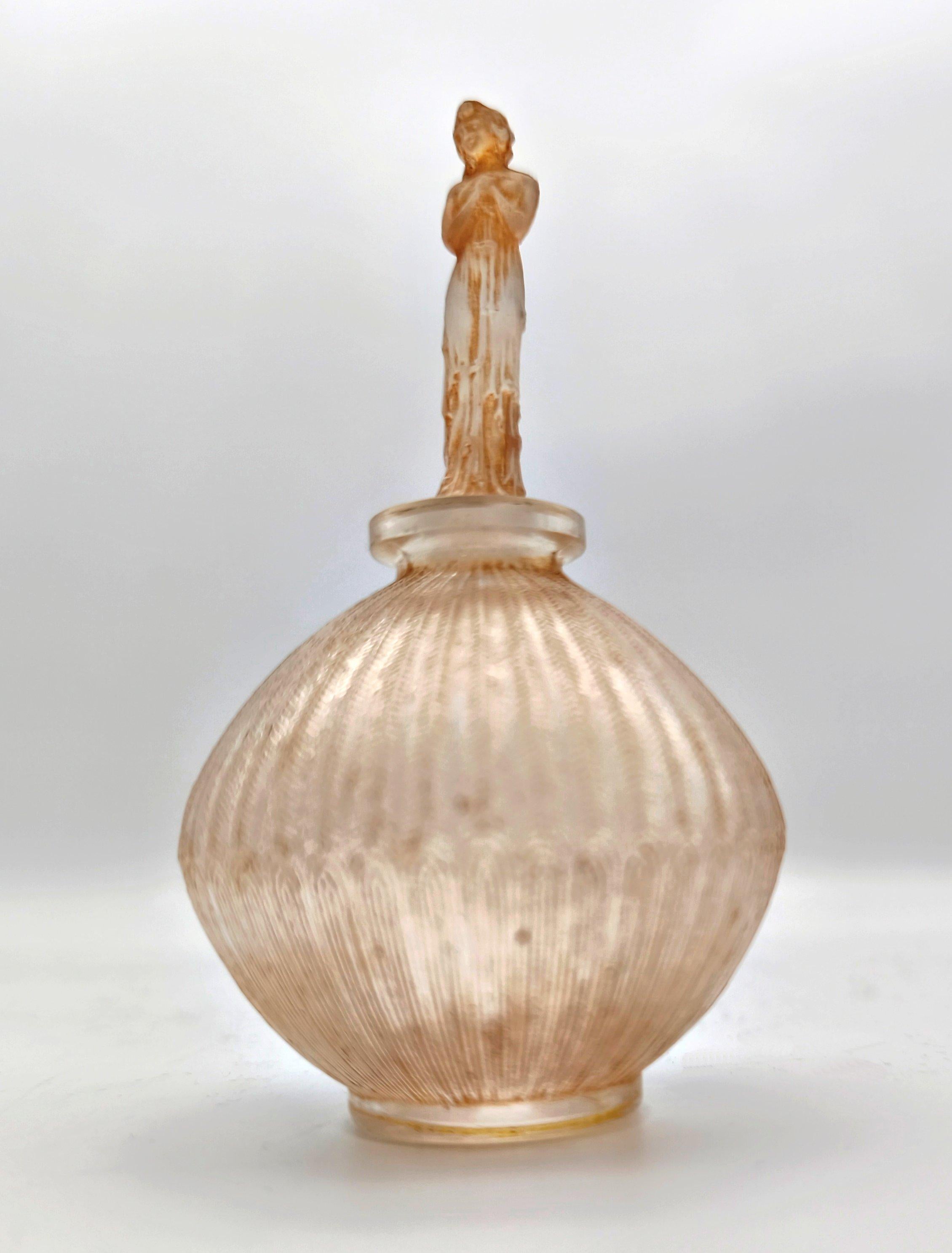 Bottiglia di profumo in vetro di René Lalique 